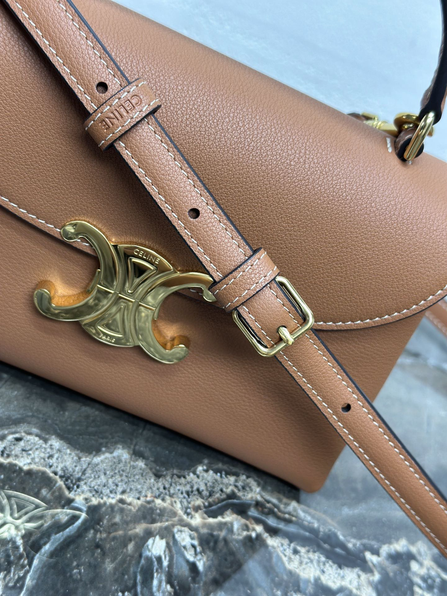 Teen Nino Textured Leather Handbag - Image 5