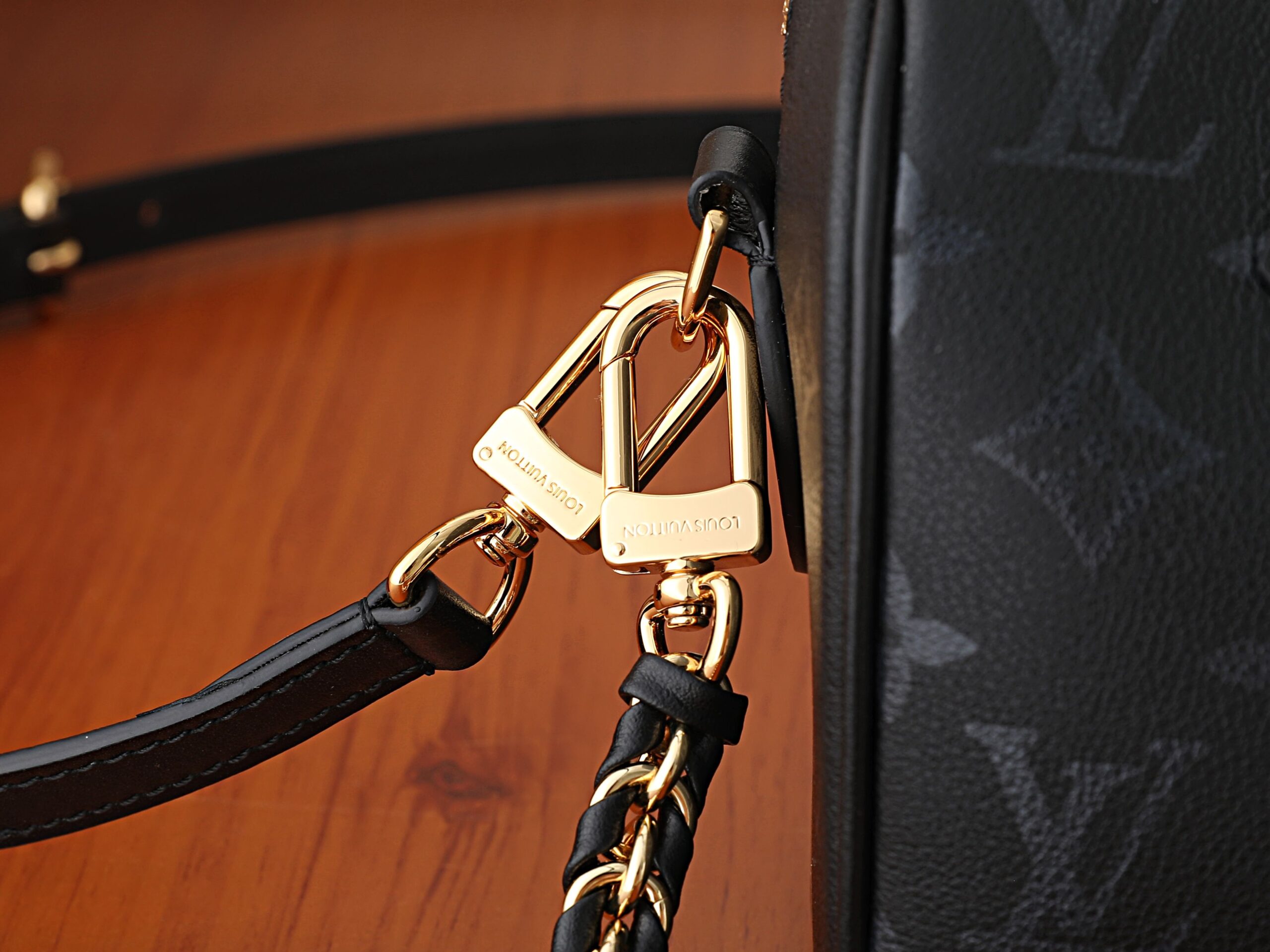 Louis Vuitton Speedy Bandoulière 20 Handbag in Monogram Ink - Image 5
