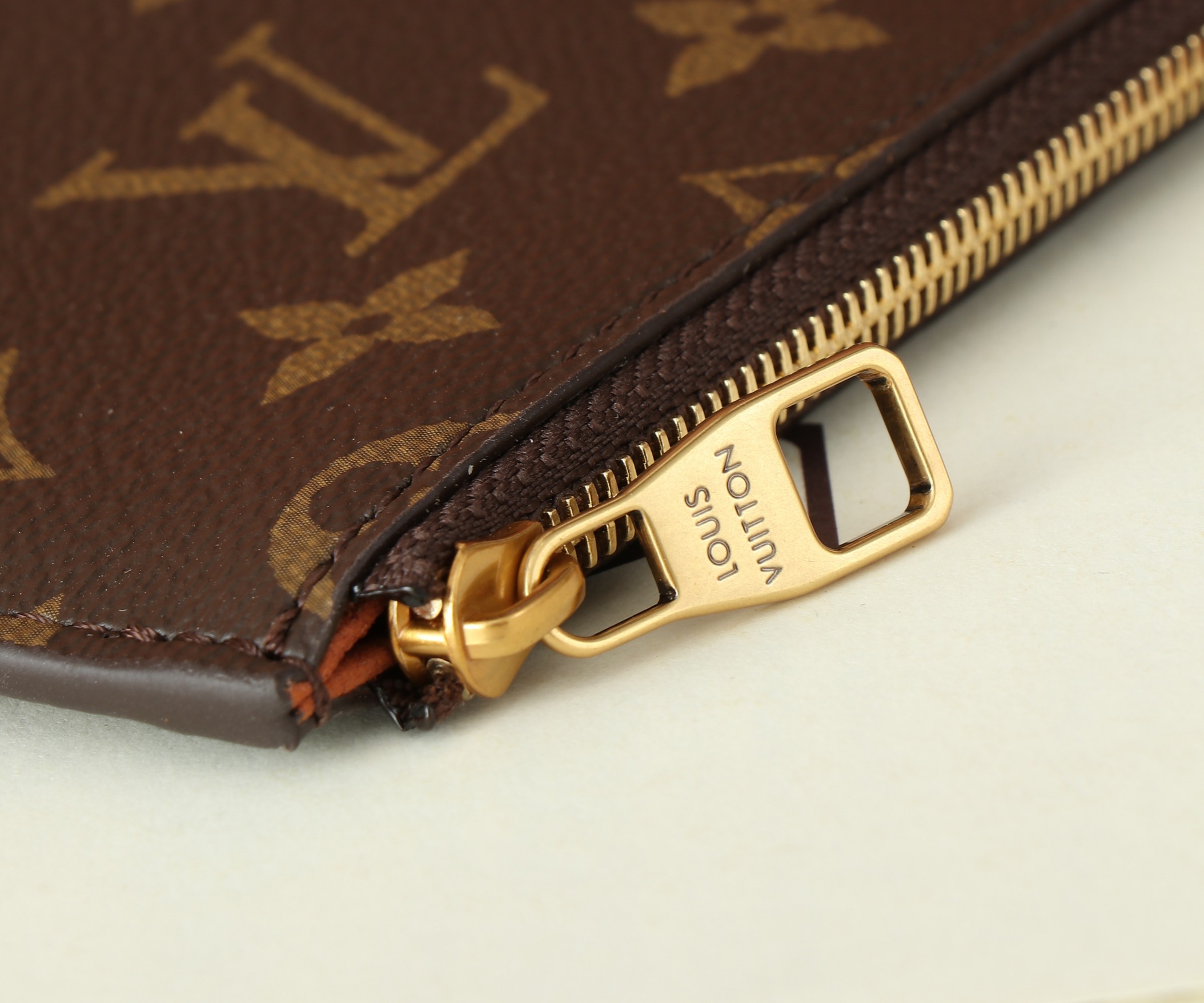 Louis Vuitton Low Key Cabas Medium Handbag - Image 5