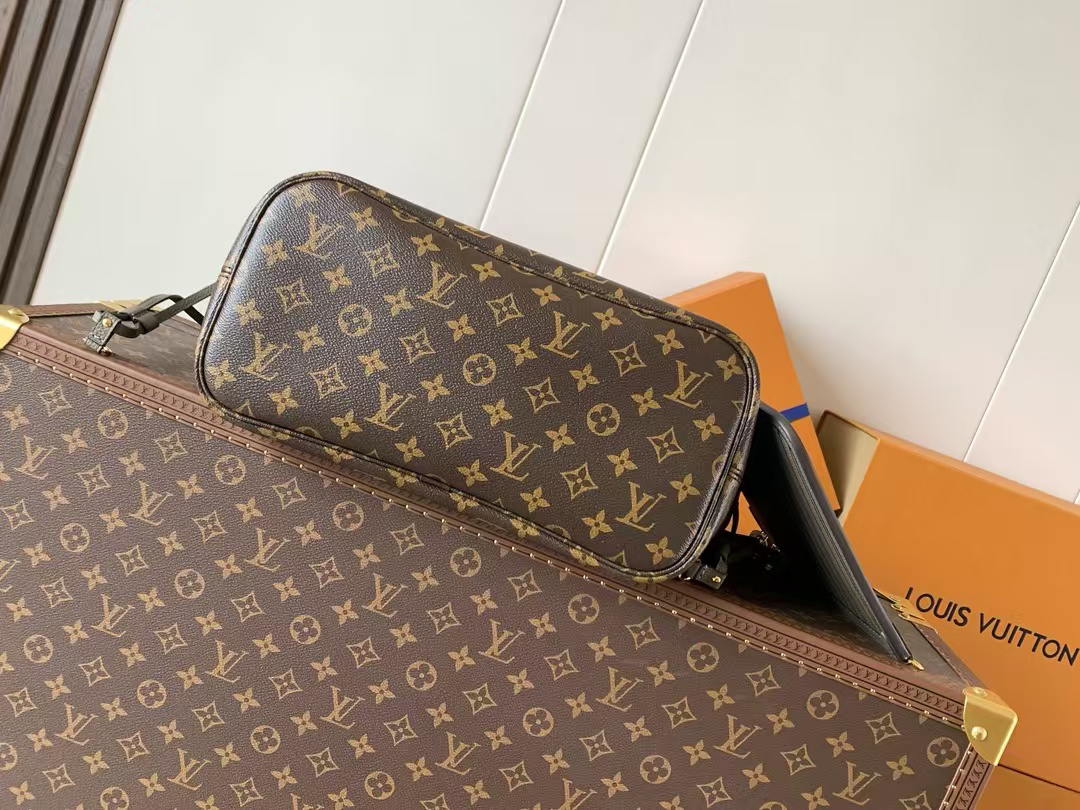 Louis Vuitton Neverfull Inside Out Medium Tote Bag - Image 5