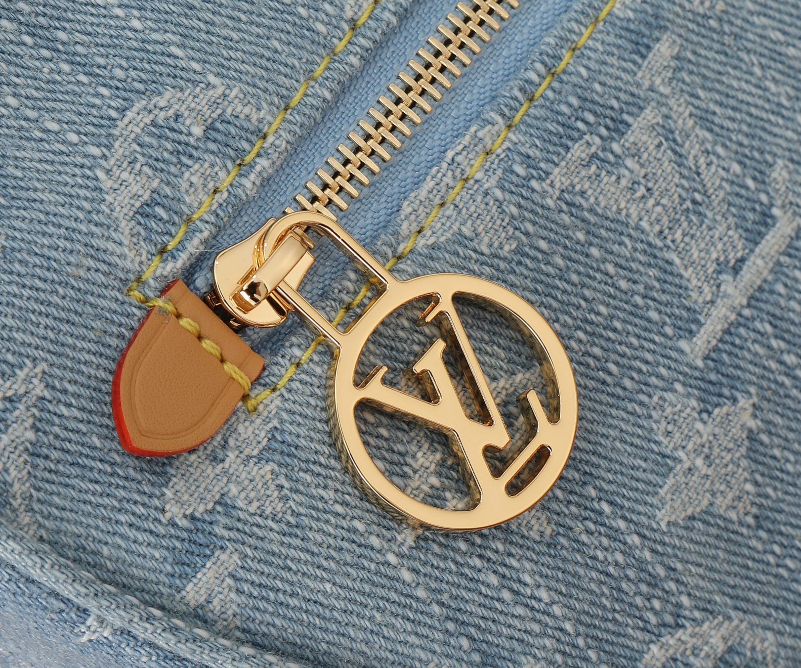Louis Vuitton Loop Small Shoulder Bag in Monogram Denim - Image 5
