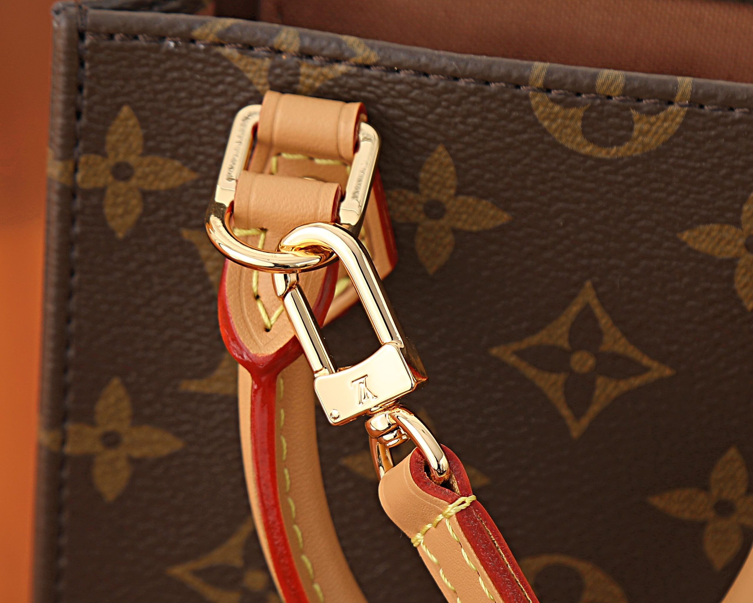 Louis Vuitton Petit Sac Plat Monogram Canvas Handbag - Image 5
