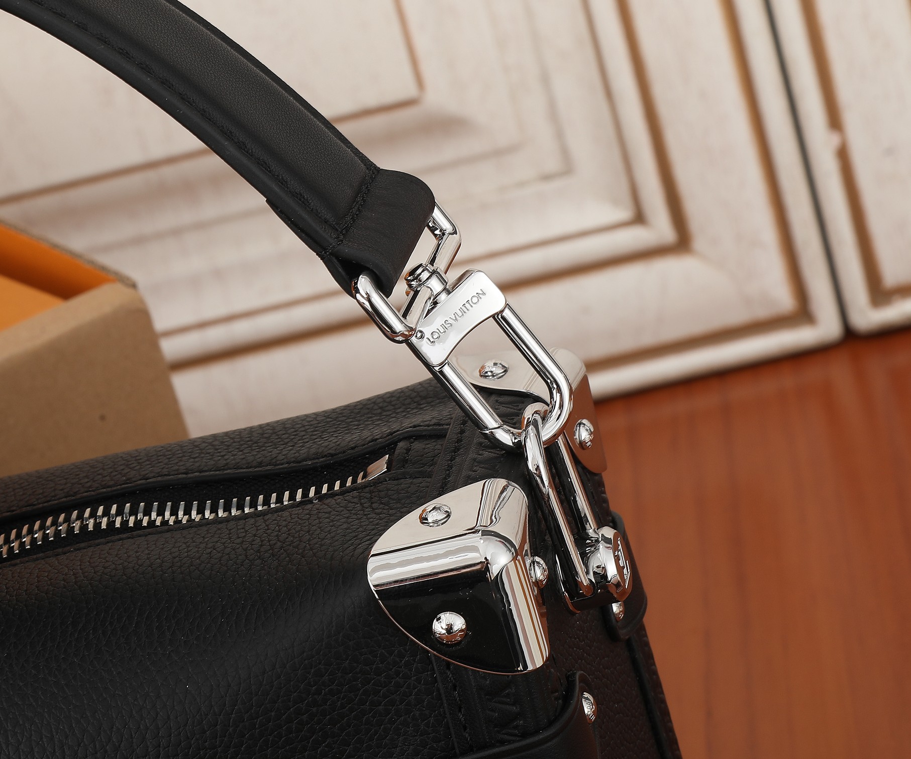 Louis Vuitton Side Trunk Medium Handbag - Image 5