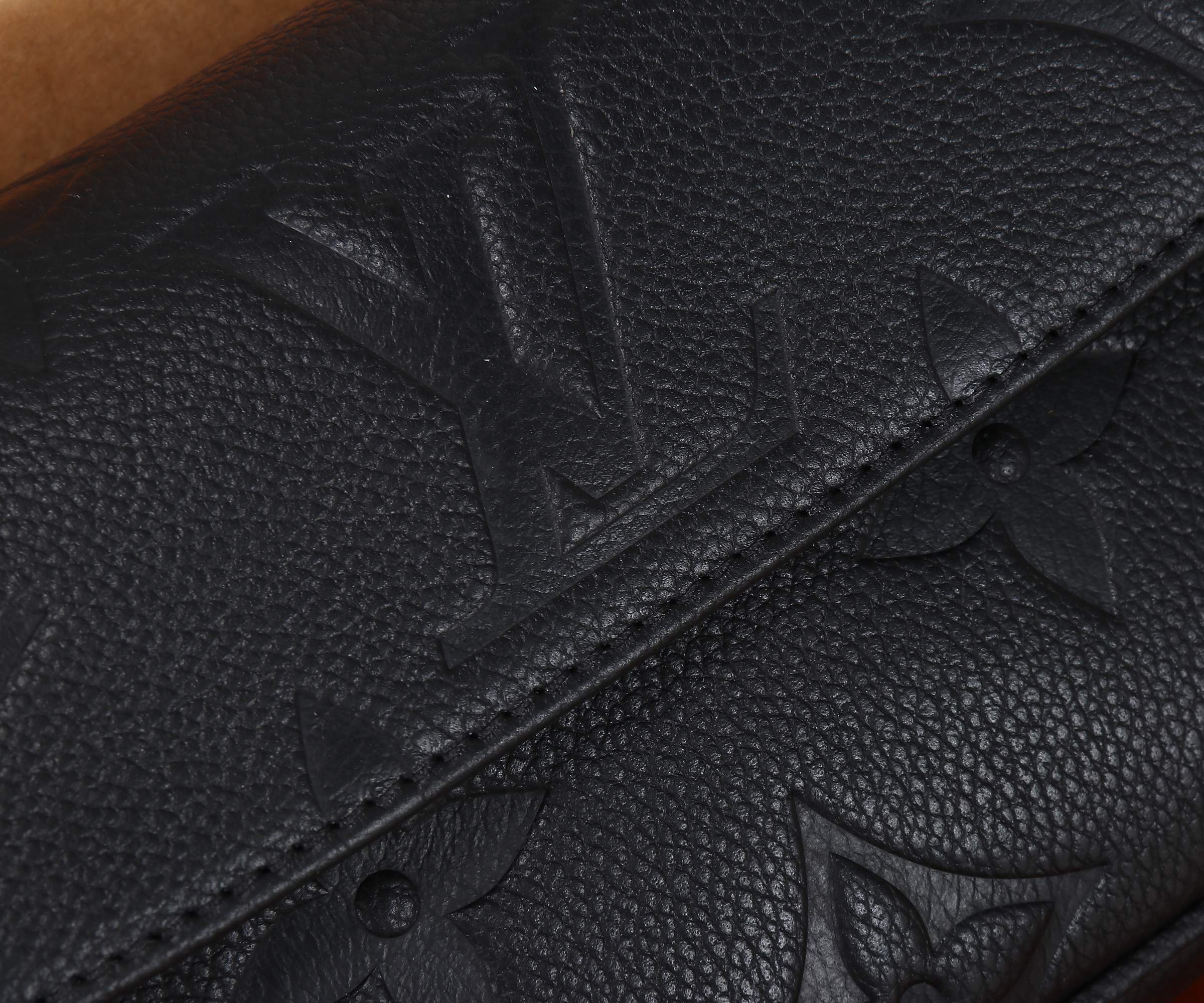 Louis Vuitton Wallet on Chain Ivy in Monogram Empreinte Leather - Image 5
