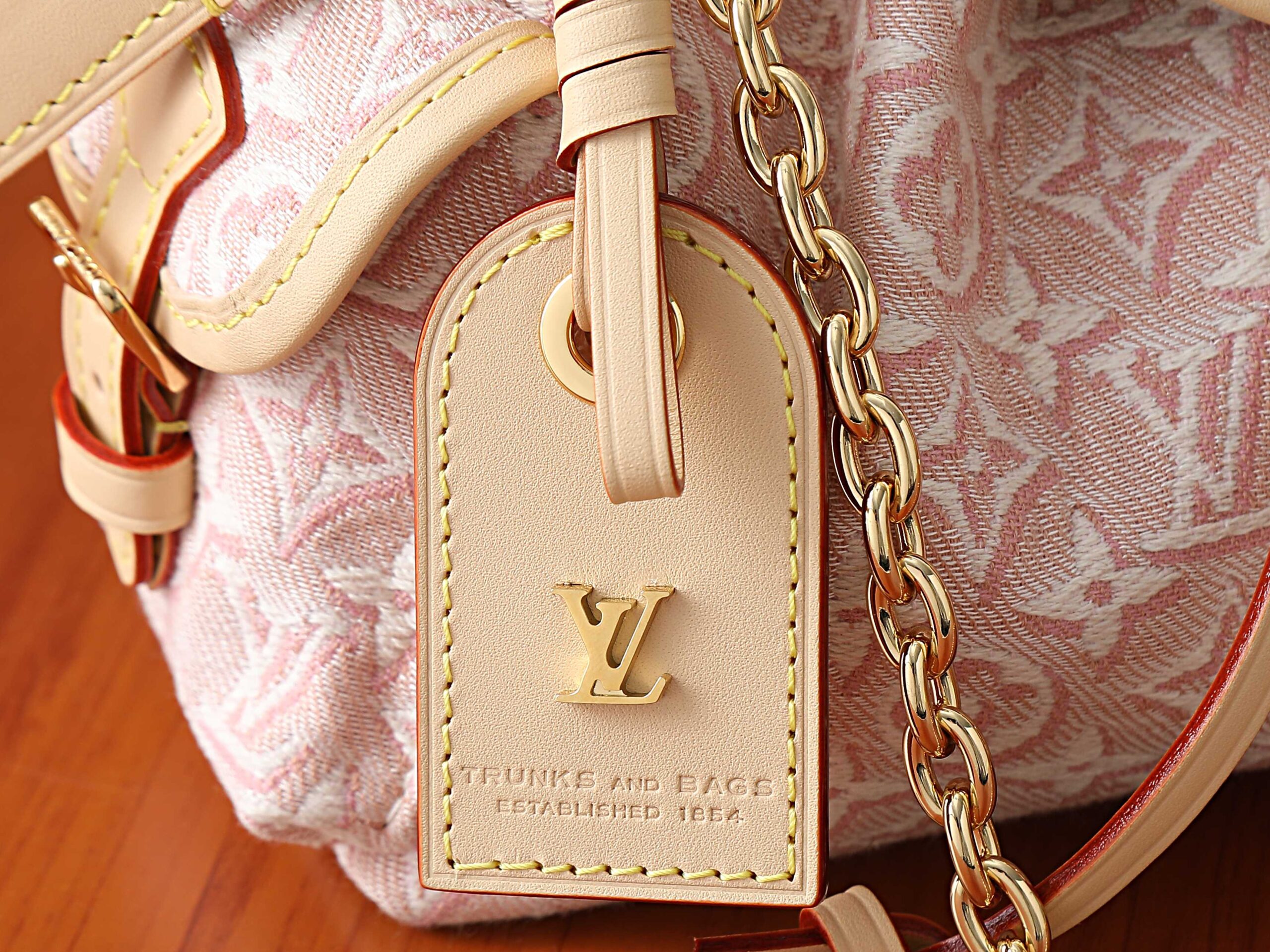 Louis Vuitton Odyssée Small Handbag in Monogram Emblème Canvas - Image 5