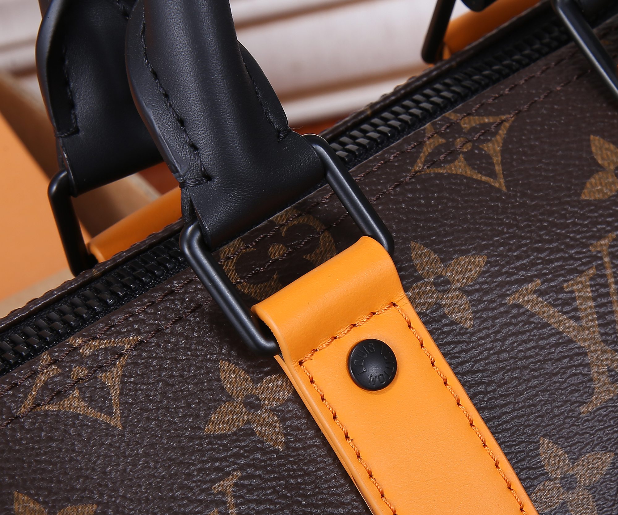 Louis Vuitton Keepall Bandouliere 25 Handbag in Monogram Macassar - Image 5