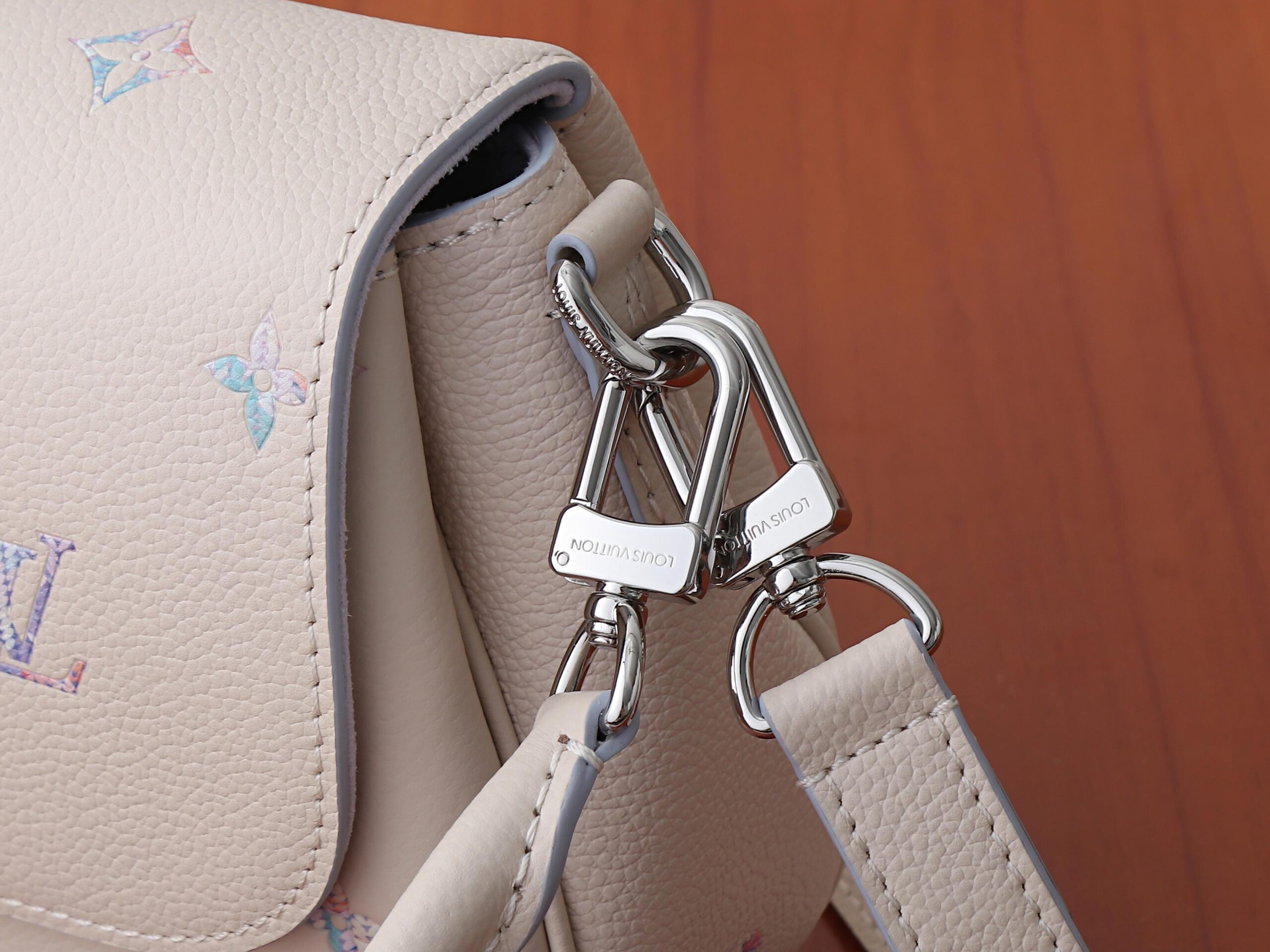 Louis Vuitton Pochette Metis Soft PM Shoulder Bag - Image 5