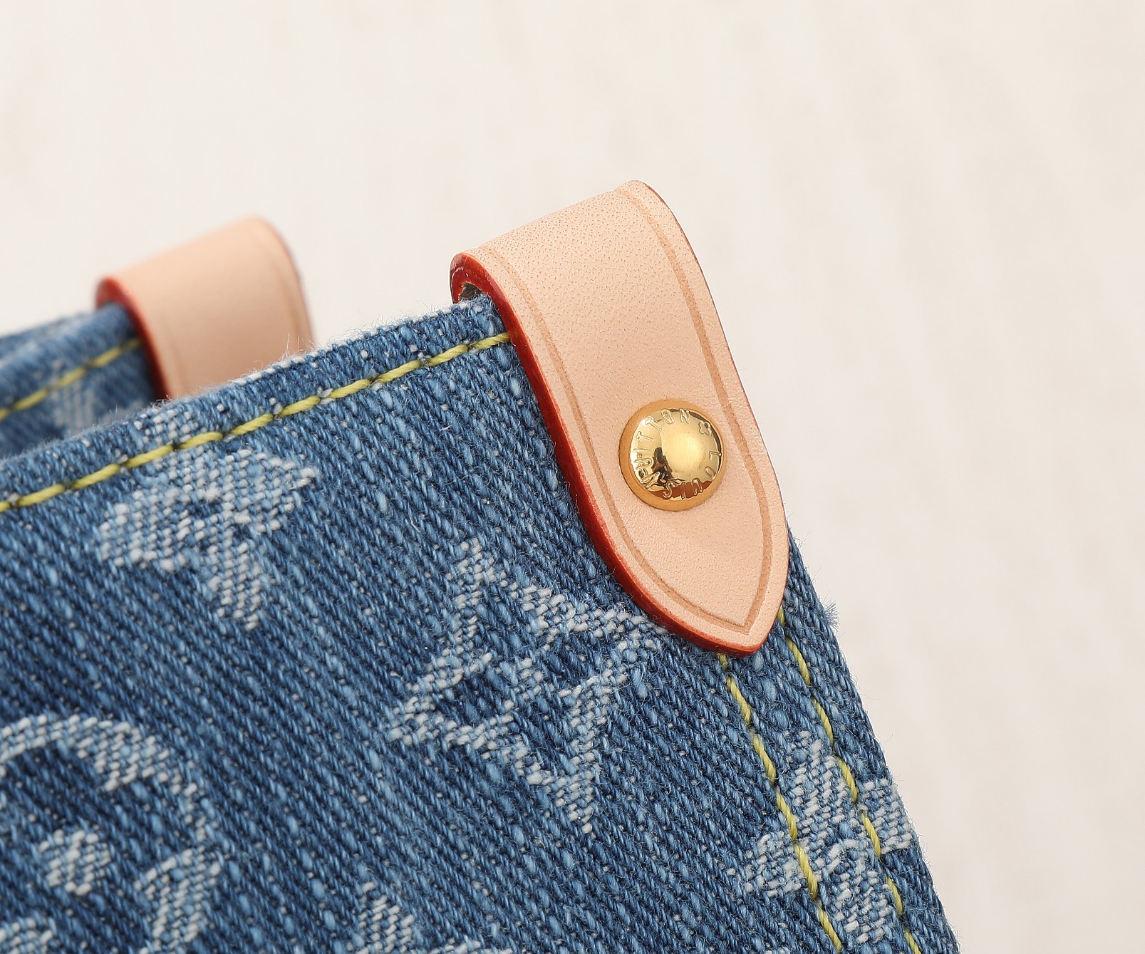 Louis Vuitton OnTheGo Medium Tote Bag in Monogram Denim - Image 5