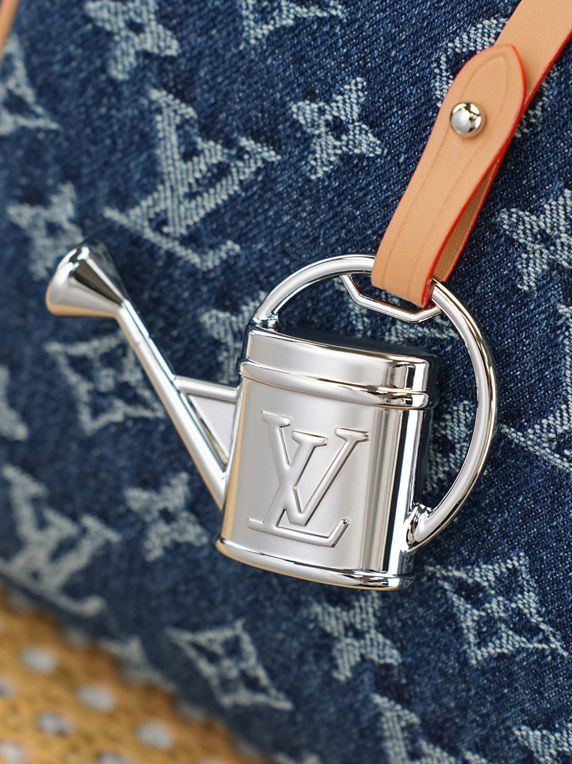 Speedy 30 Bandoulière Monogram Denim Handbag - Image 5