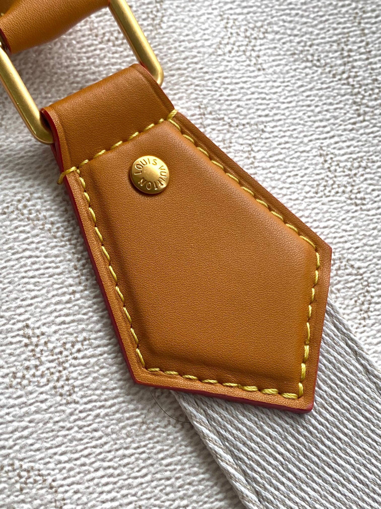 Louis Vuitton Keepall Bandoulière 45 Travel Bag - Image 5