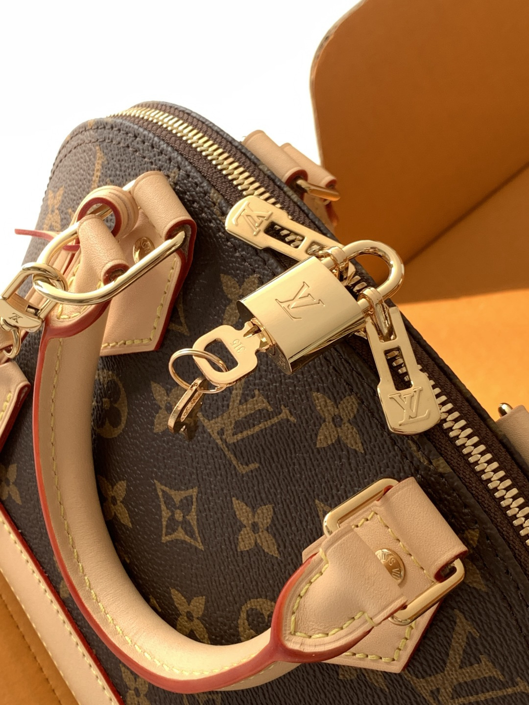 Louis Vuitton Alma BB Handbag in Damier Ebene Canvas - Image 5