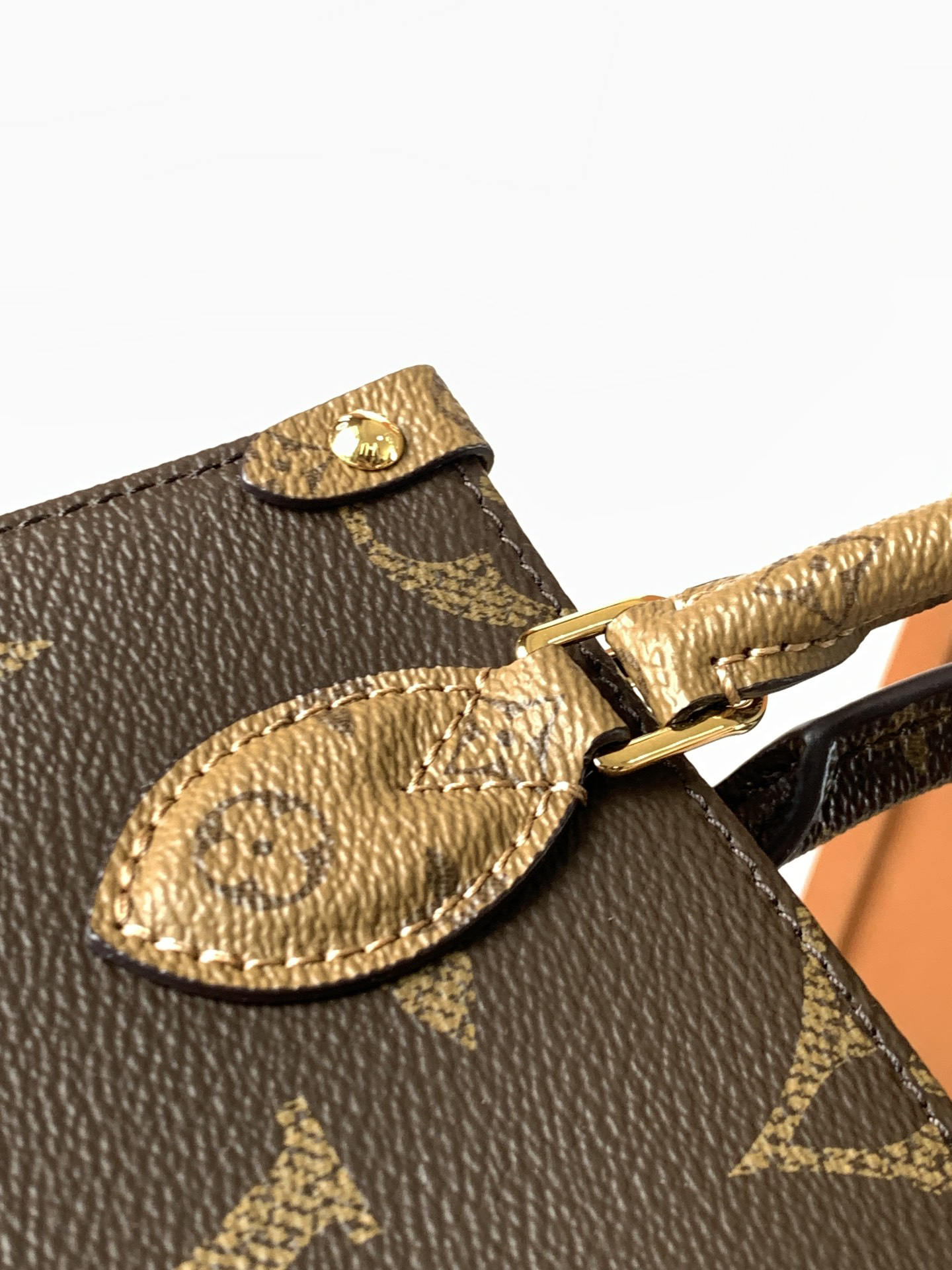 Louis Vuitton OnTheGo Tote Bag M46839 - Image 5
