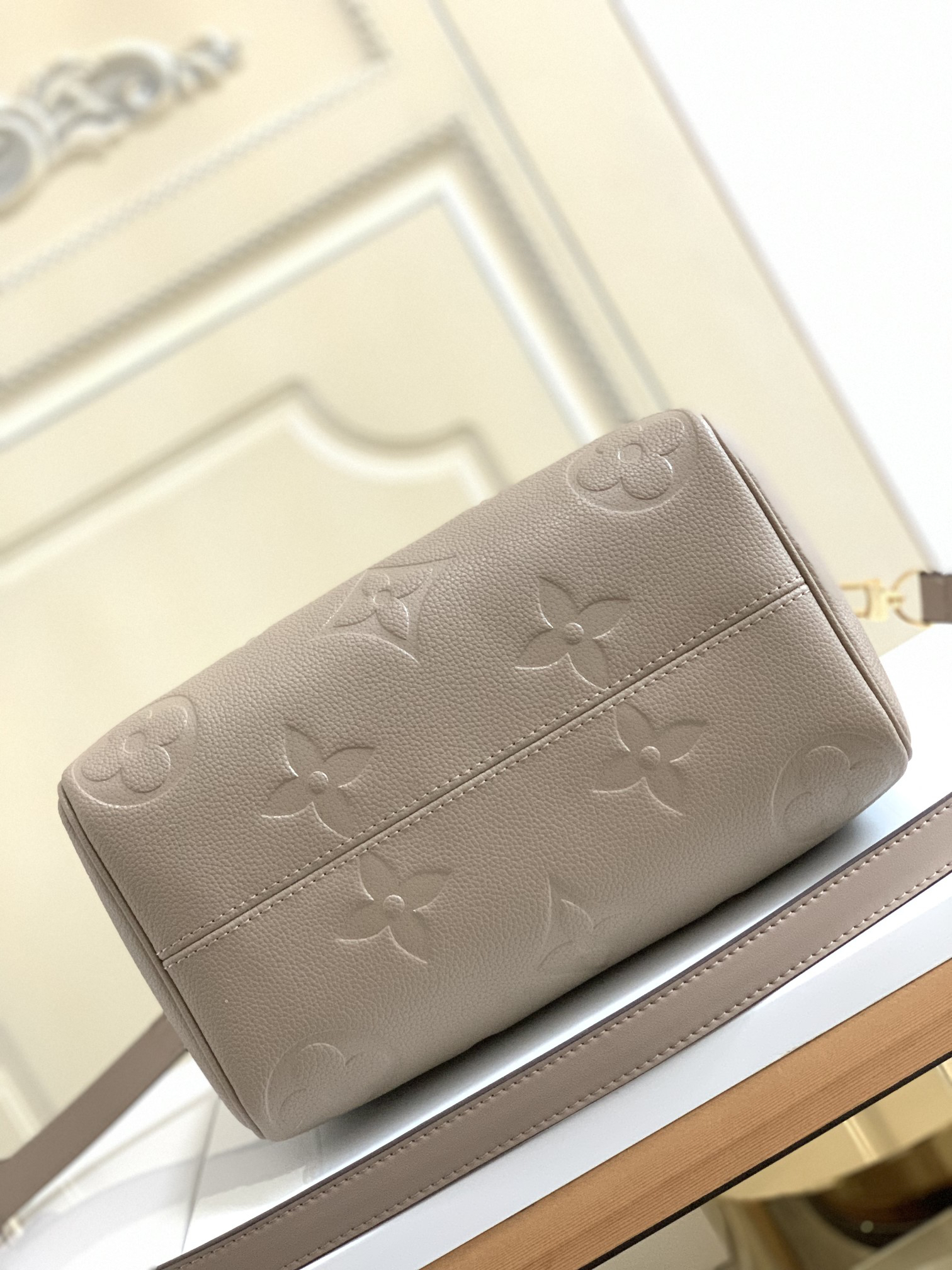 Louis Vuitton Speedy Bandouliere 25 Handbag in Black Monogram Empreinte Leather - Image 5