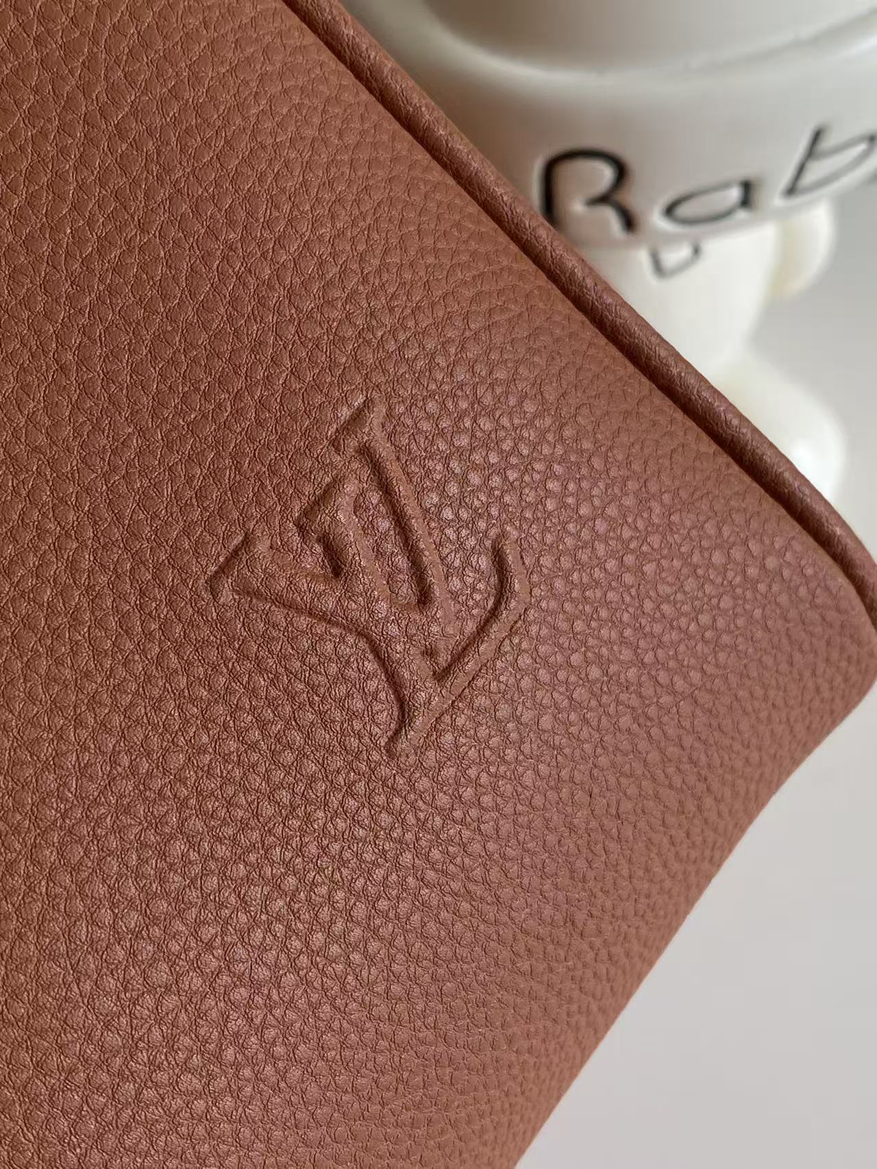 Louis Vuitton Keepall Bandoulière 35 Travel Bag - Image 5