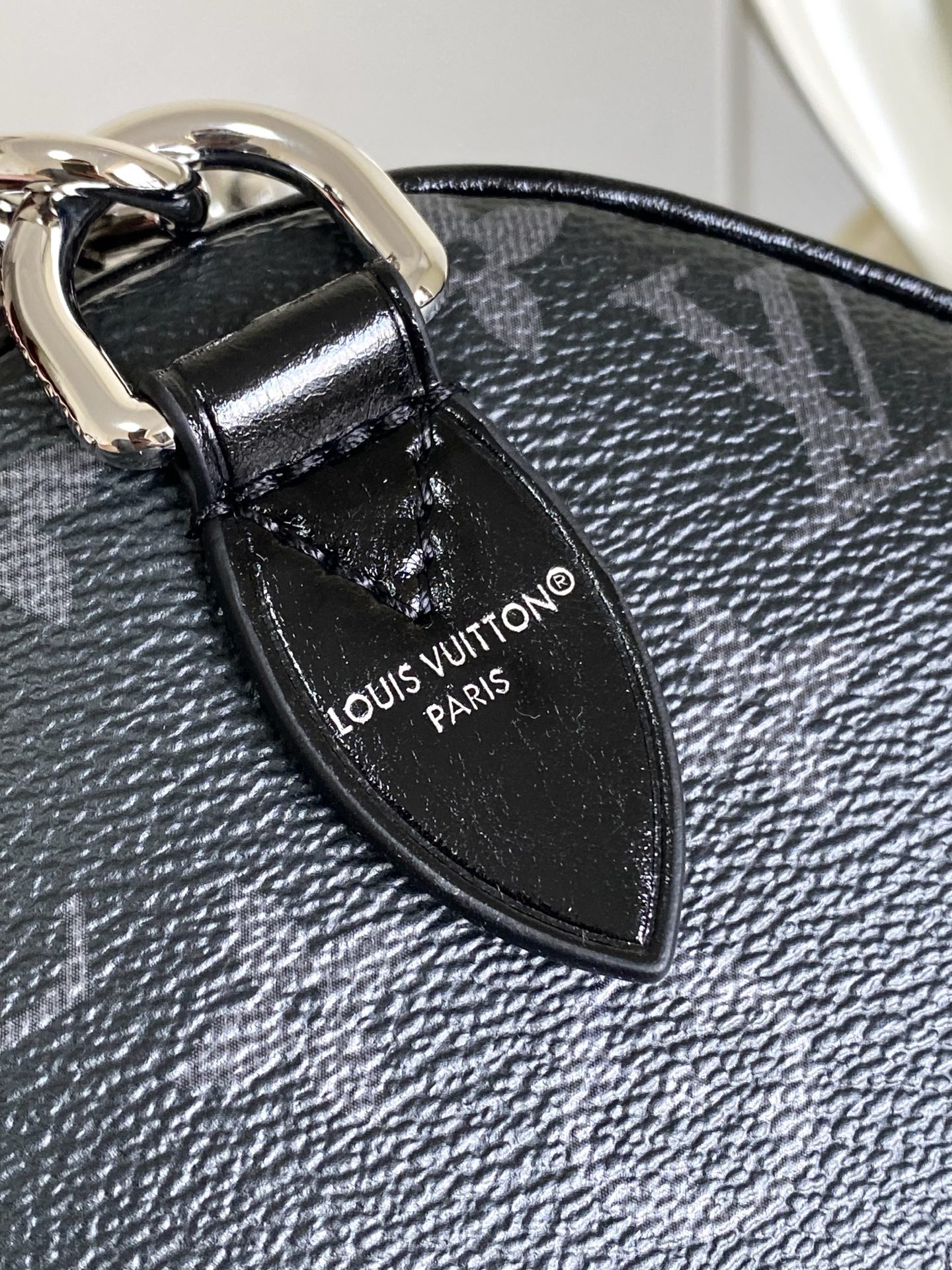 Louis Vuitton Speedy Soft 30 Handbag in Monogram Eclipse Canvas - Image 5