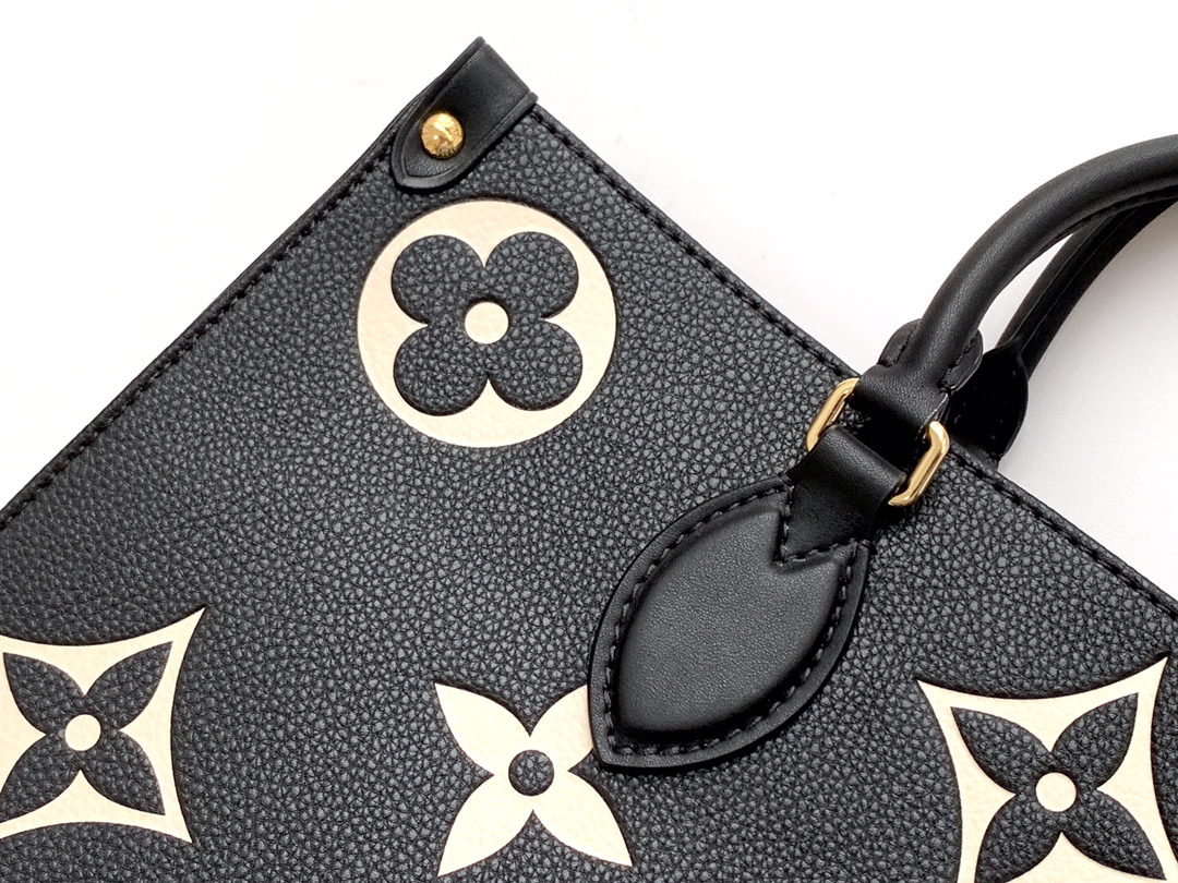 Louis Vuitton OnTheGo MM Tote Bag - Image 5
