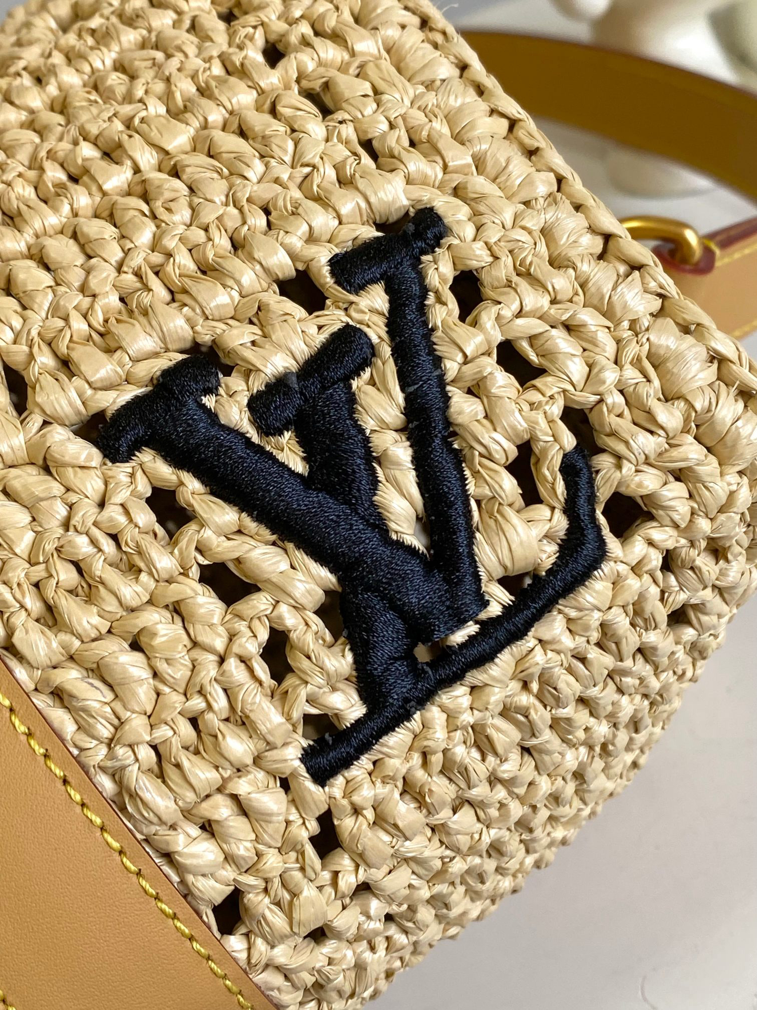 Louis Vuitton Keepall Bandoulière 25 - Image 5