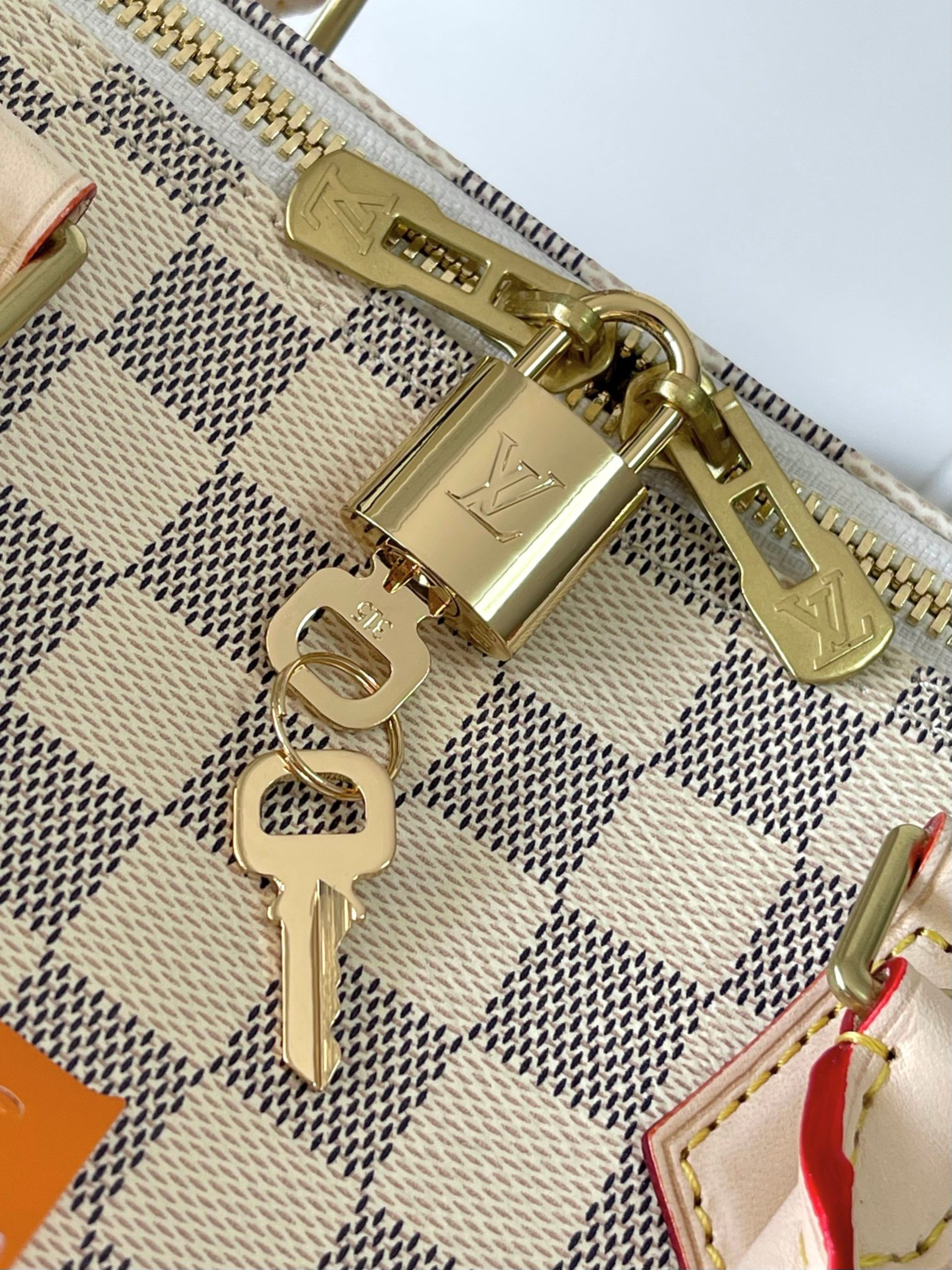 Louis Vuitton Speedy 35 Handbag in Damier Ebene Canvas - Image 5
