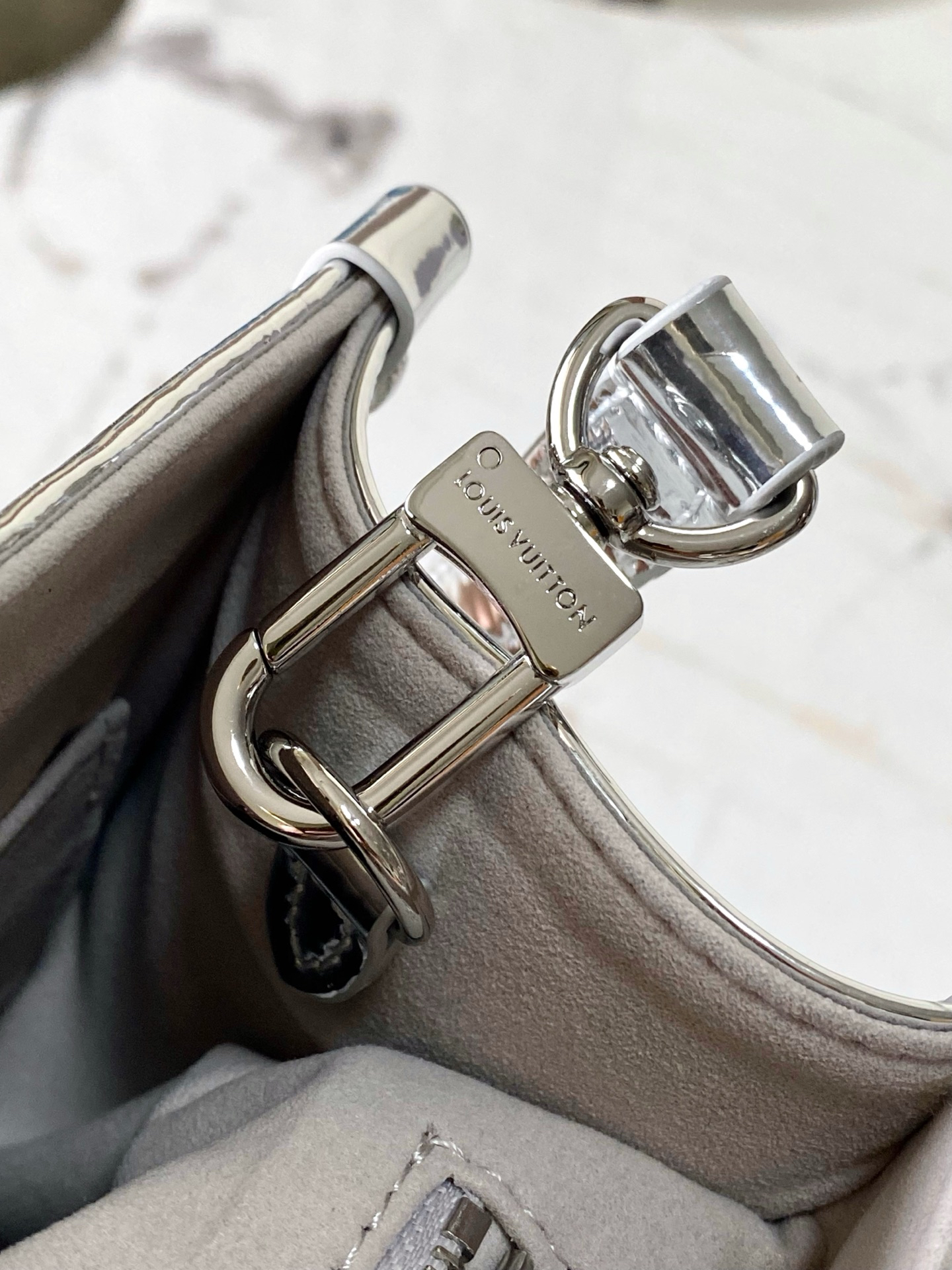 Louis Vuitton OnTheGo Small Crossbody Bag in Silver Monogram Miroir - Image 5