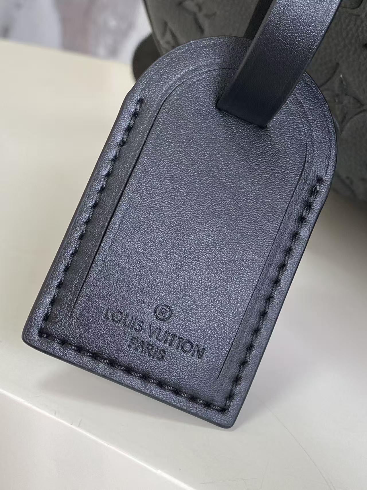 Louis Vuitton Keepall Bandoulière 35 Travel Bag in Monogram Eclipse Canvas - Image 5