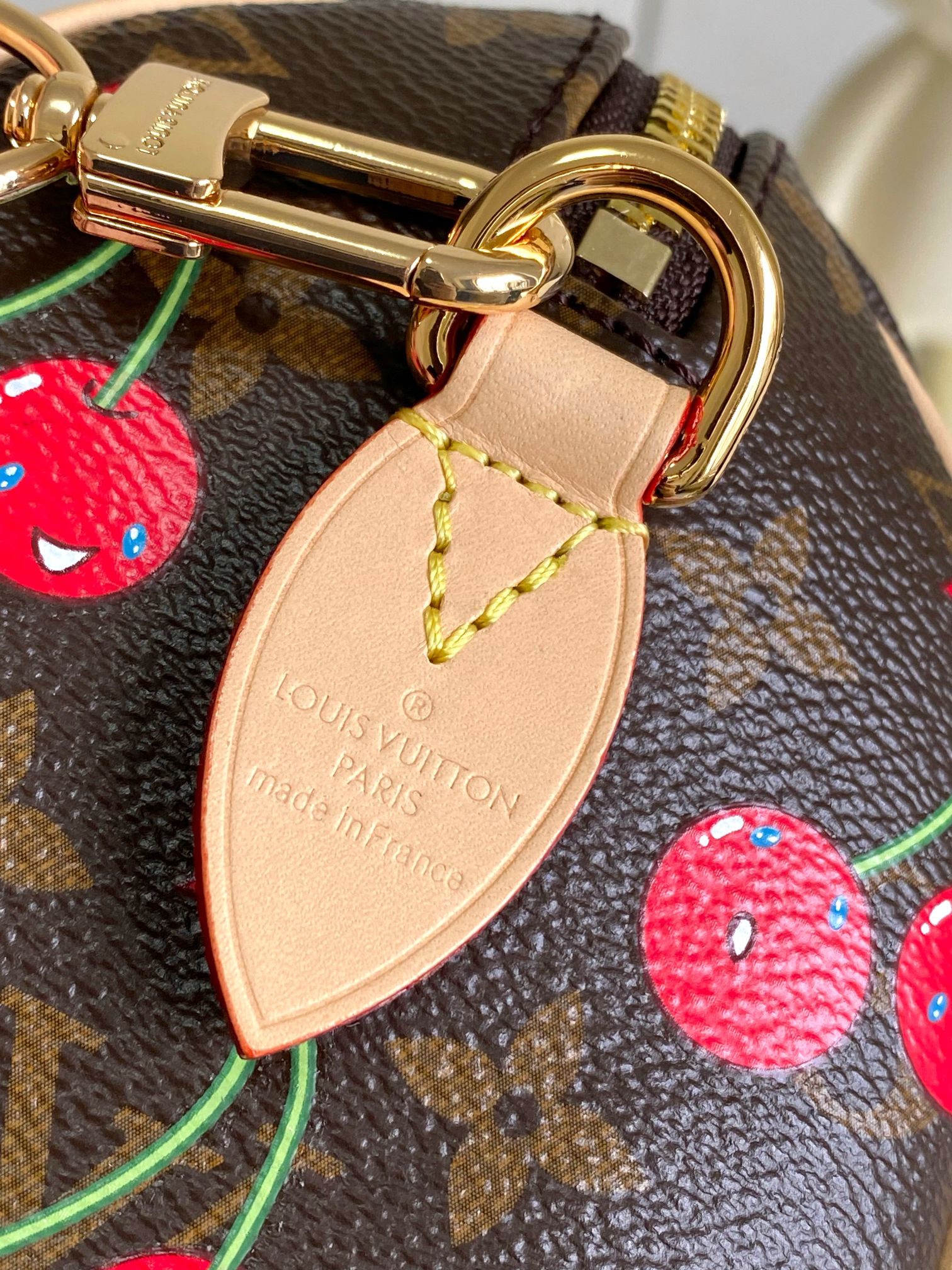 Louis Vuitton Speedy Bandoulière M13094 Crossbody Bag in Monogram Canvas - Image 5