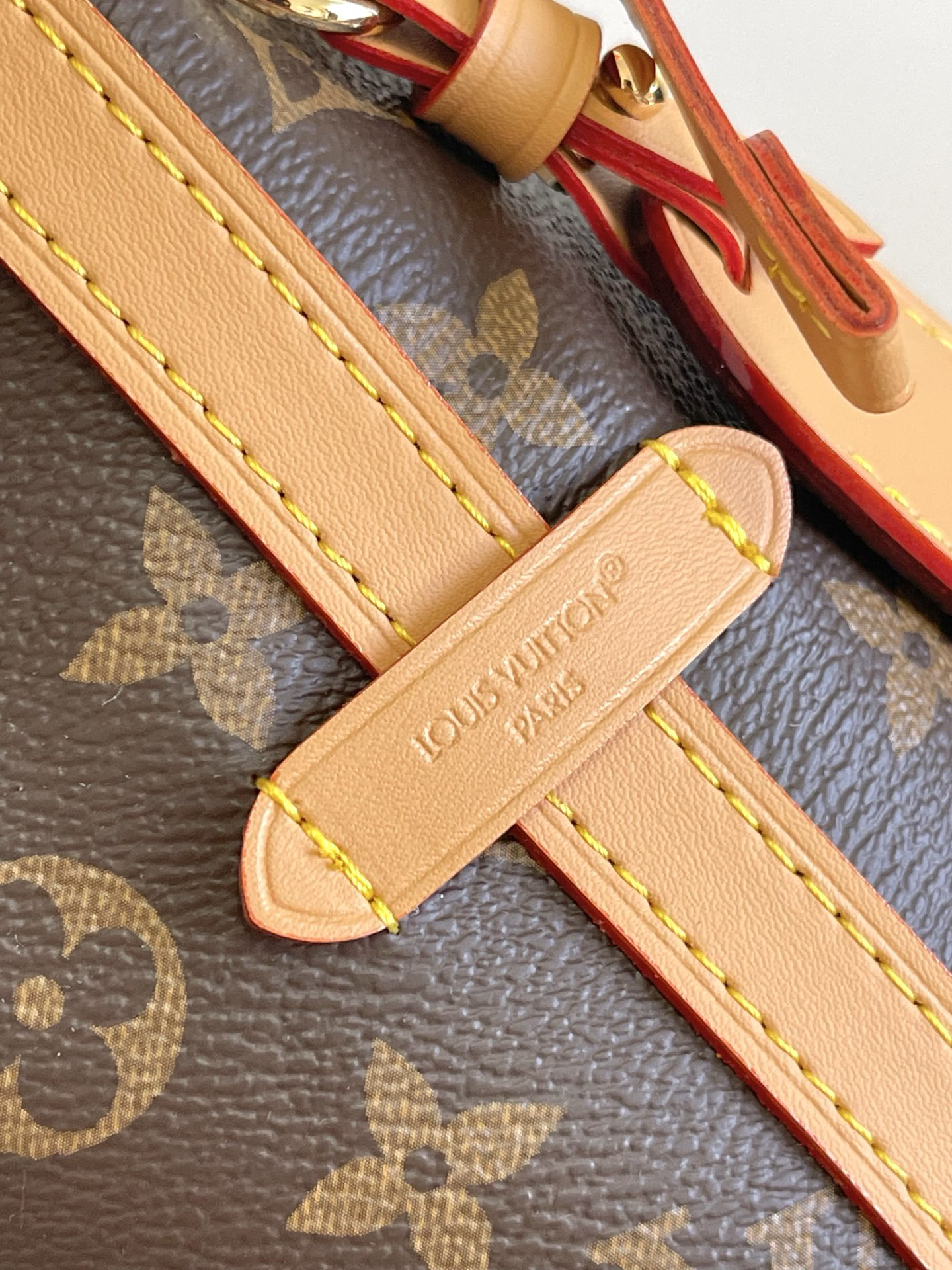 Louis Vuitton CarryAll BB Monogram Canvas Chain Bag - Image 5