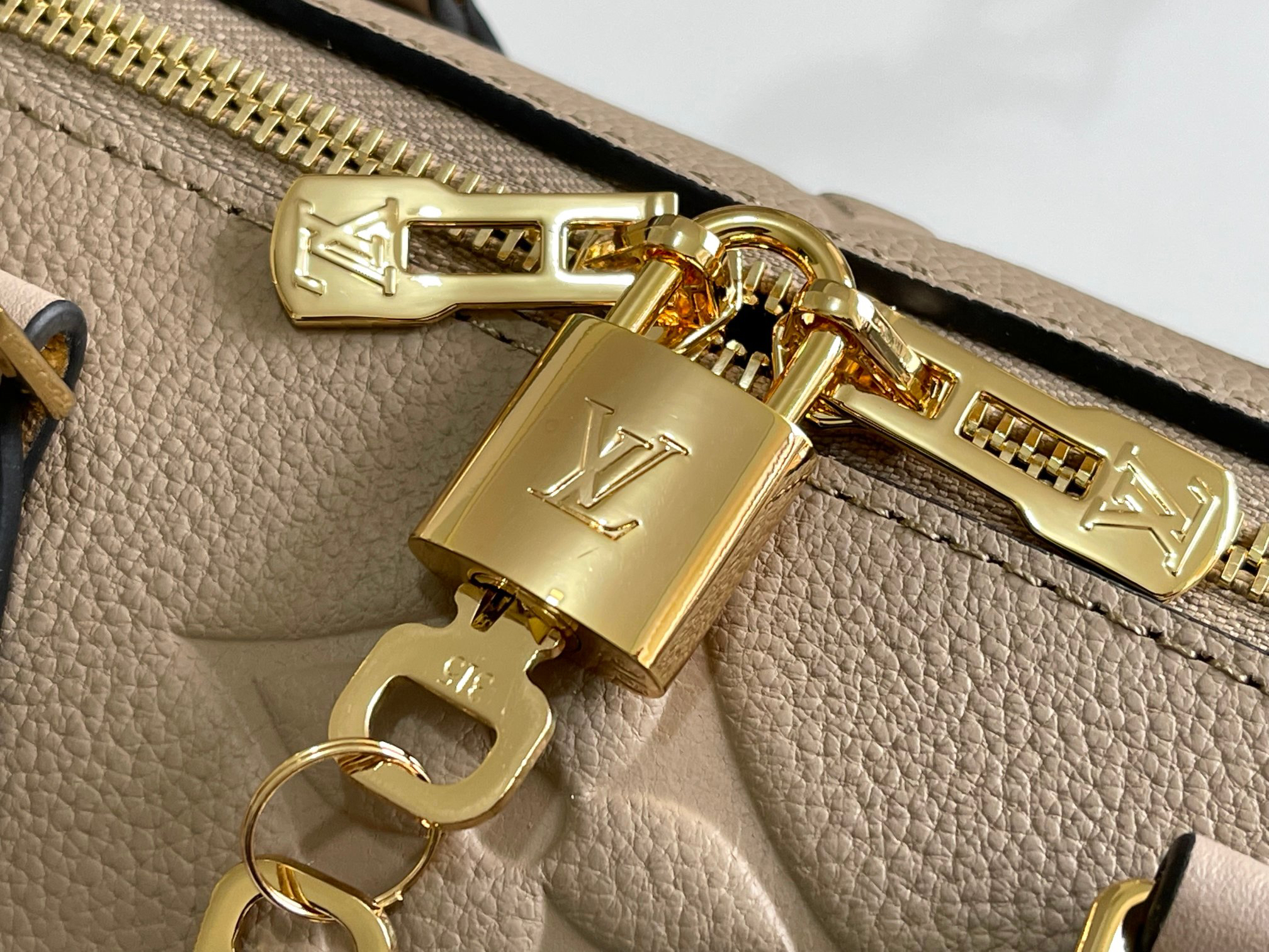 Louis Vuitton Speedy Bandouliere 25 Monogram Empreinte Leather Bag - Image 5