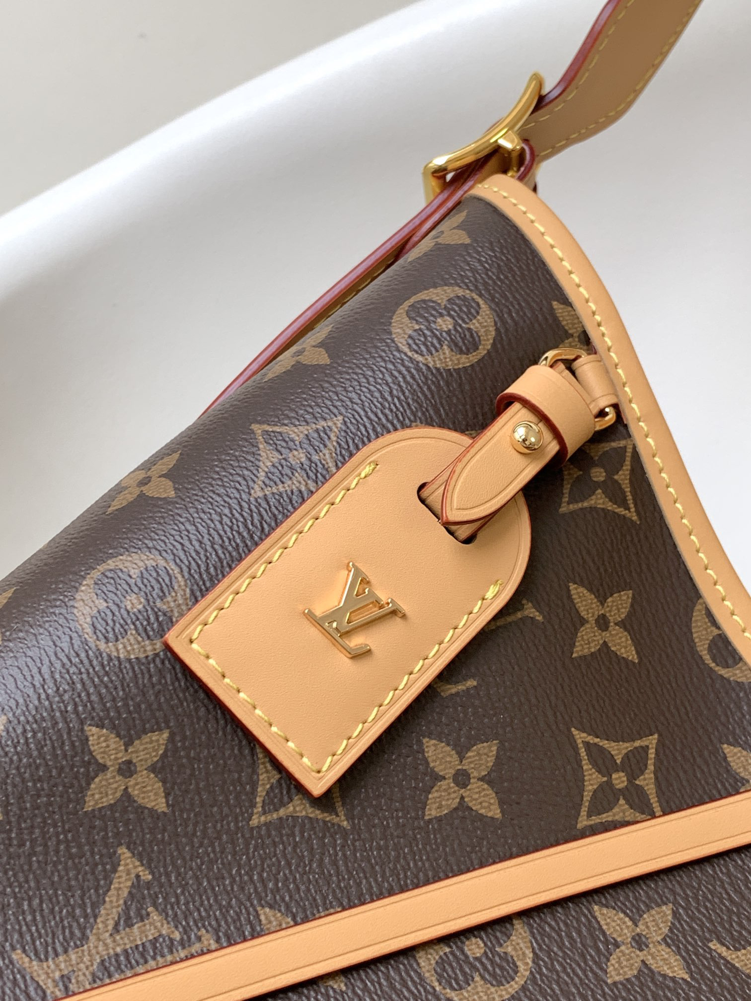 Louis Vuitton CarryAll Small Bag M46203 - Image 5