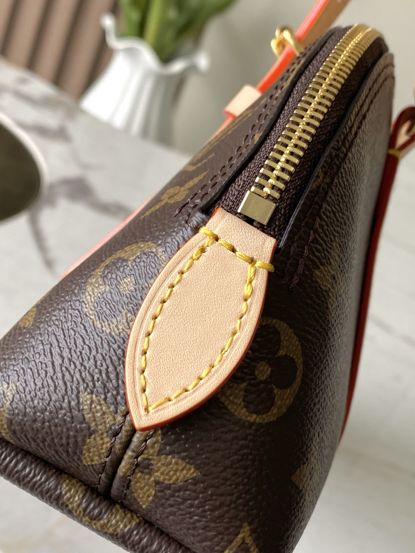 Louis Vuitton Squire East West Monogram Shoulder Bag - Image 5