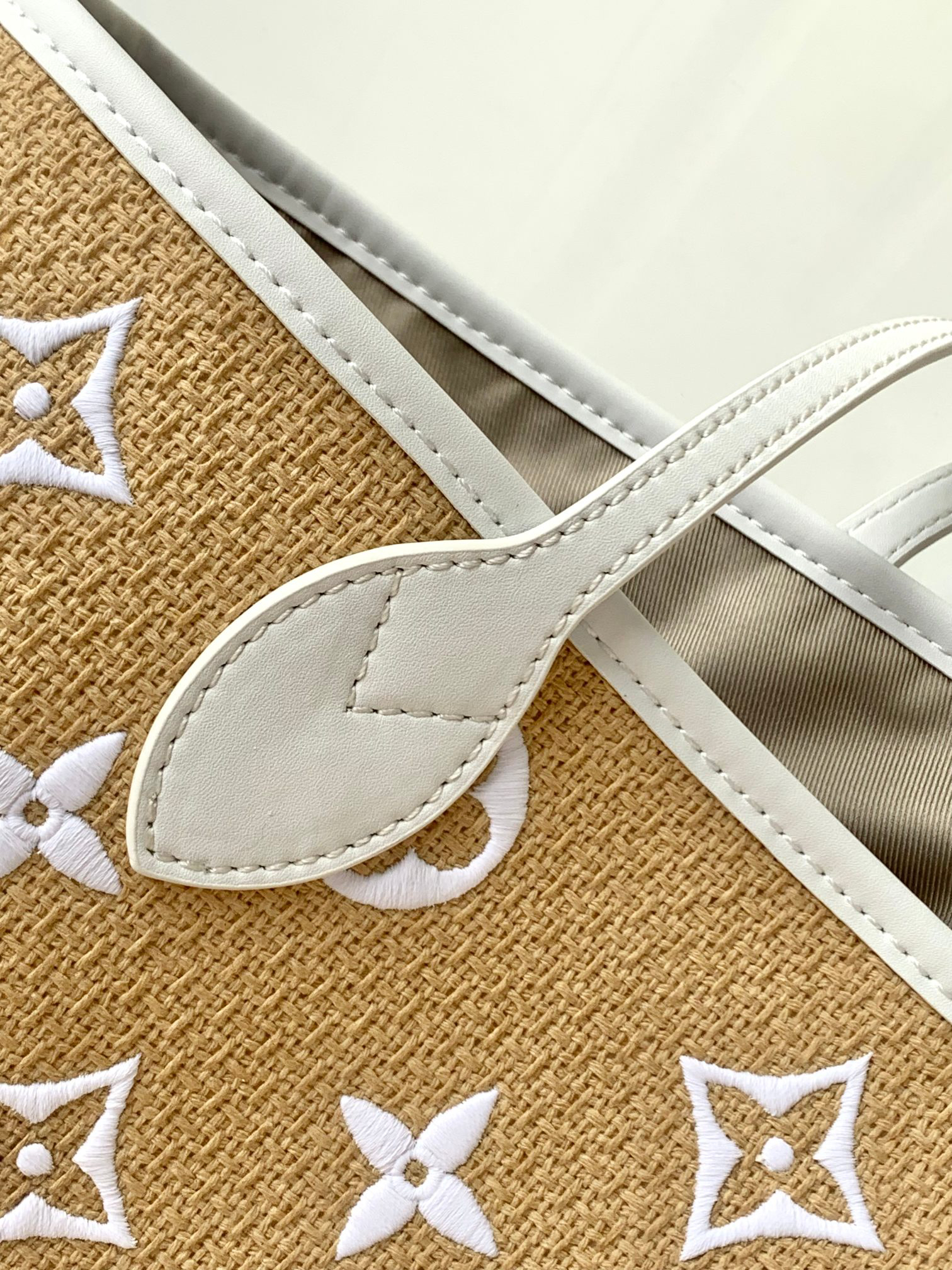 Louis Vuitton Neverfull MM Tote Bag – Poolside Capsule Collection - Image 5