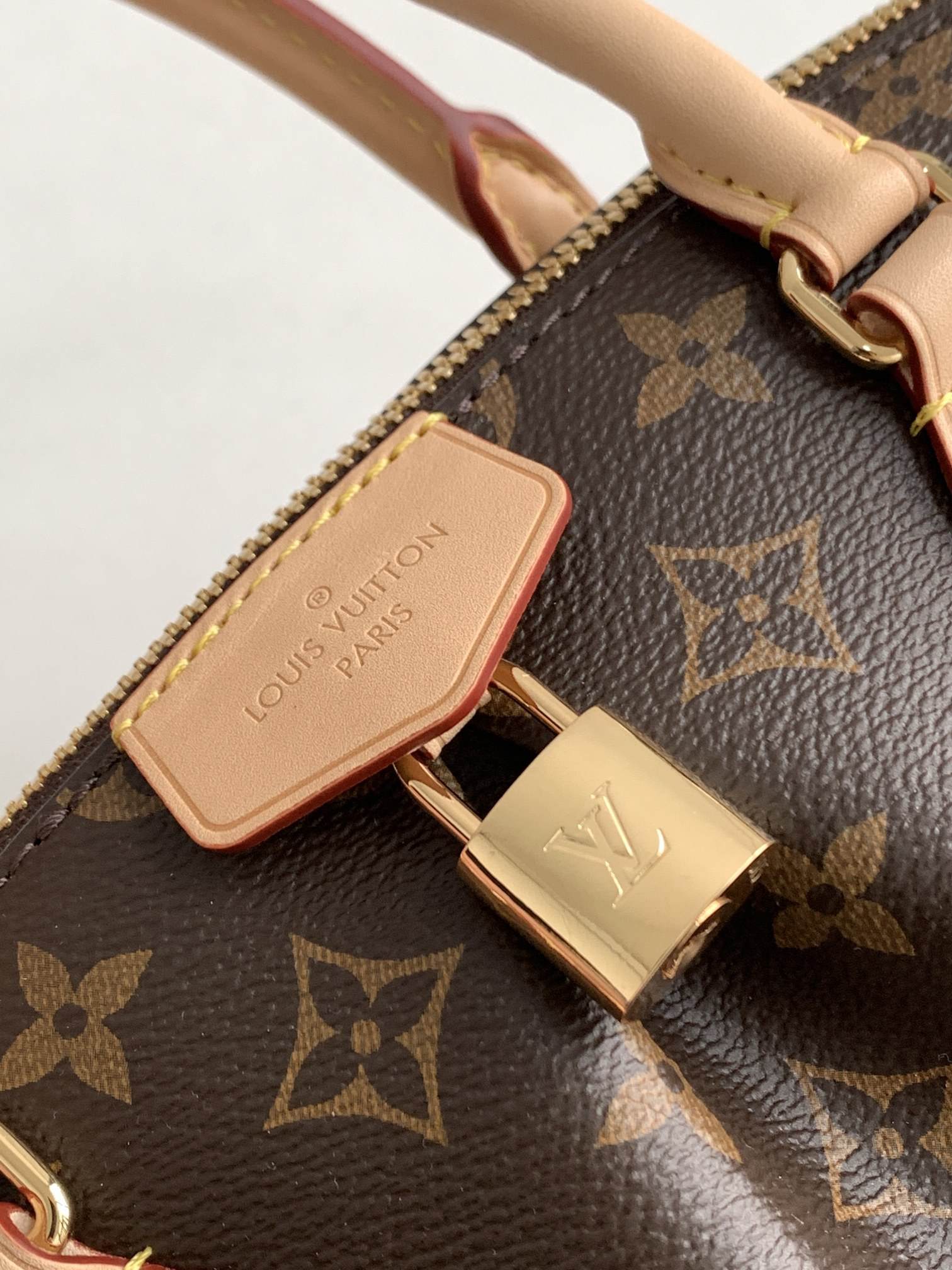 Louis Vuitton Boétie Small Zip Tote Bag M45986 - Image 5