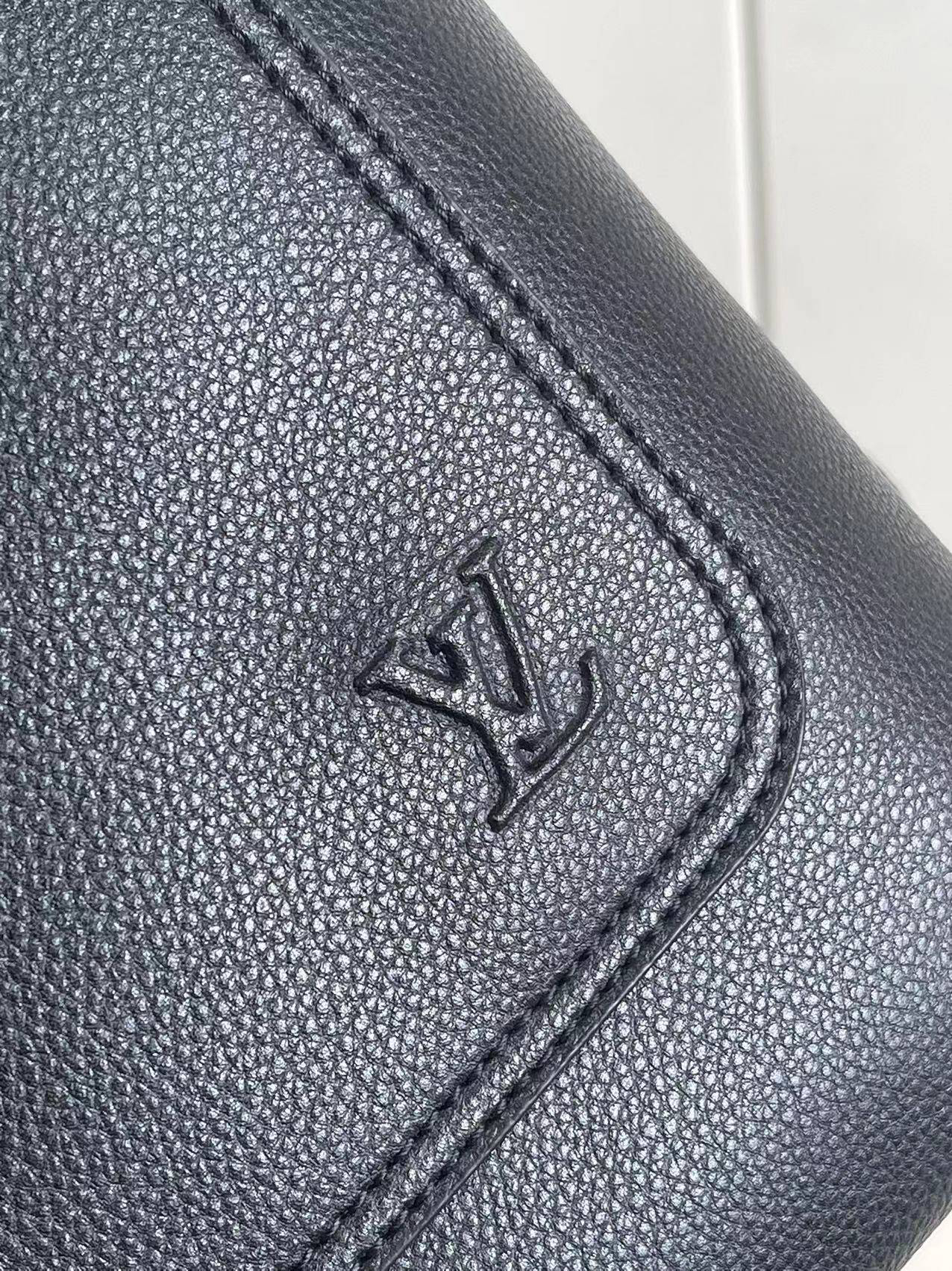 Fastline Men's Waxed Cowhide Leather Backpack - Image 5