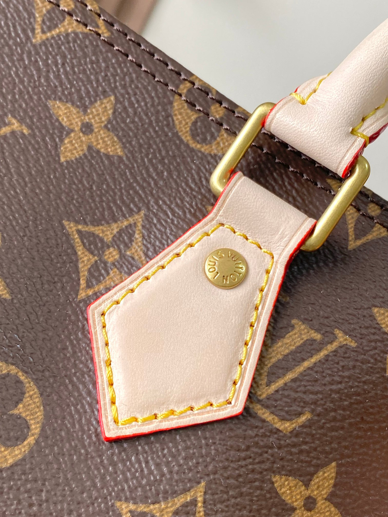 Speedy 35 Handbag in Damier Ebene Canvas - Image 5