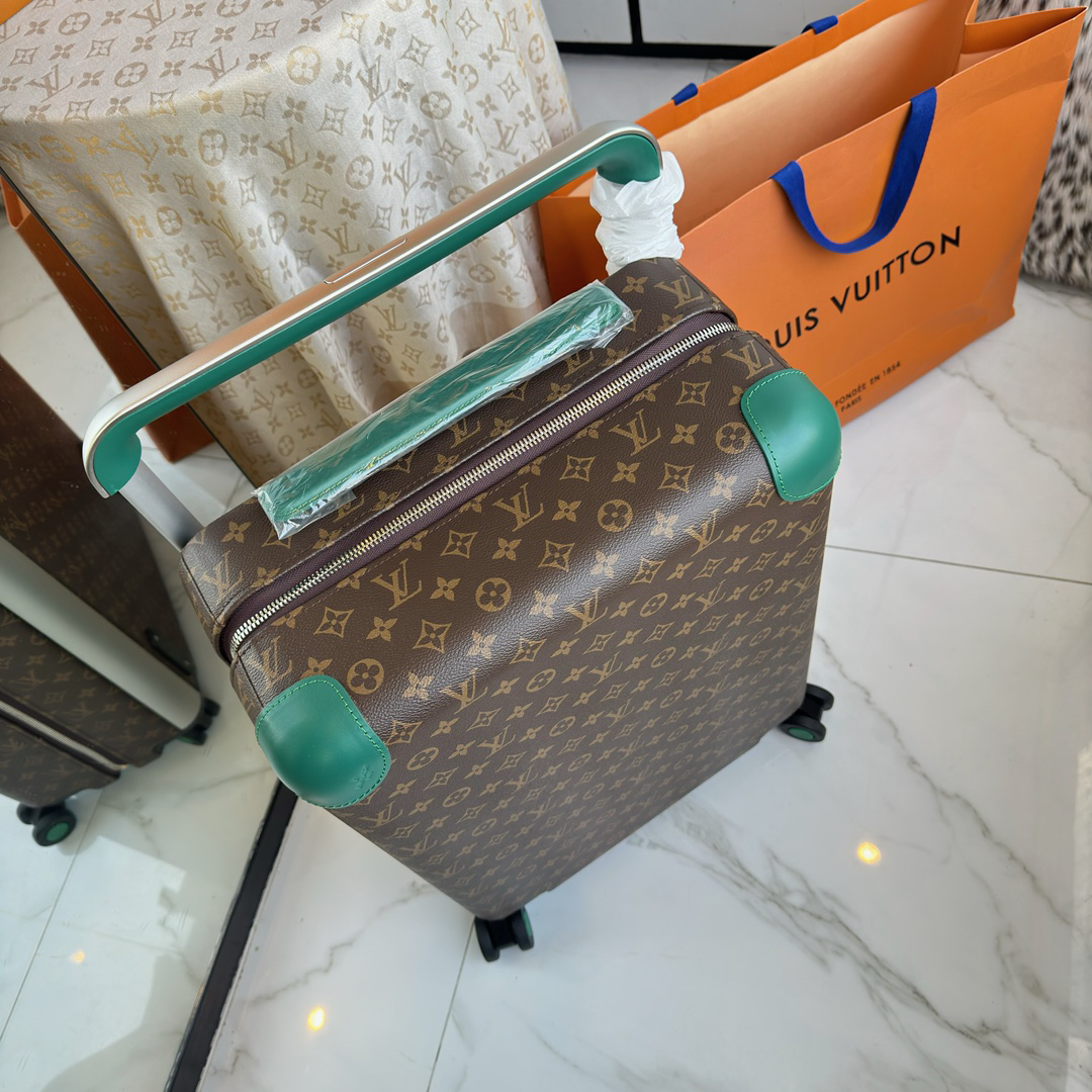 Louis Vuitton Horizon 55 Rolling Cabin Suitcase - Image 5