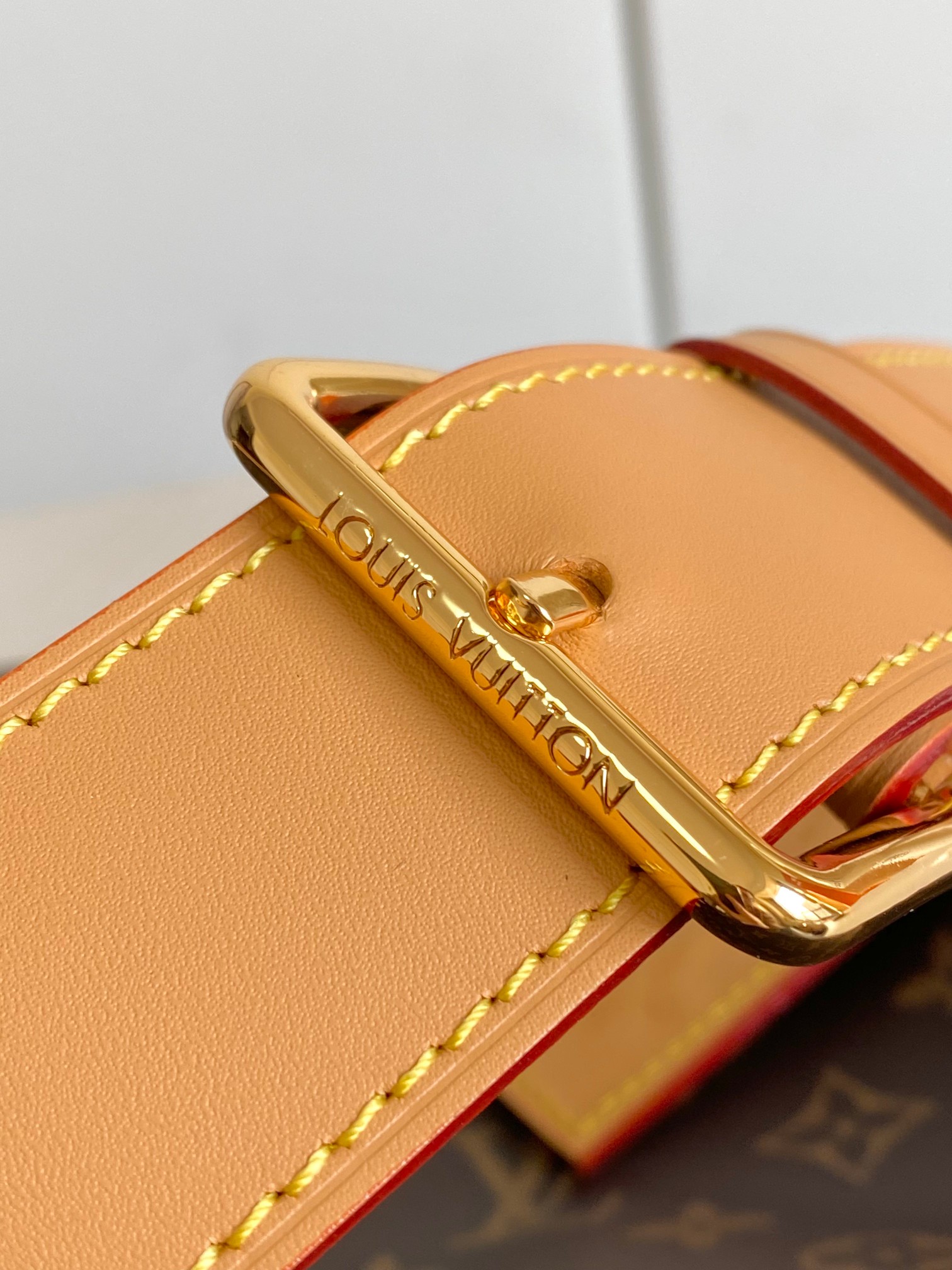 Louis Vuitton Métis M14018 Handbag in Monogram Canvas and Leather - Image 5
