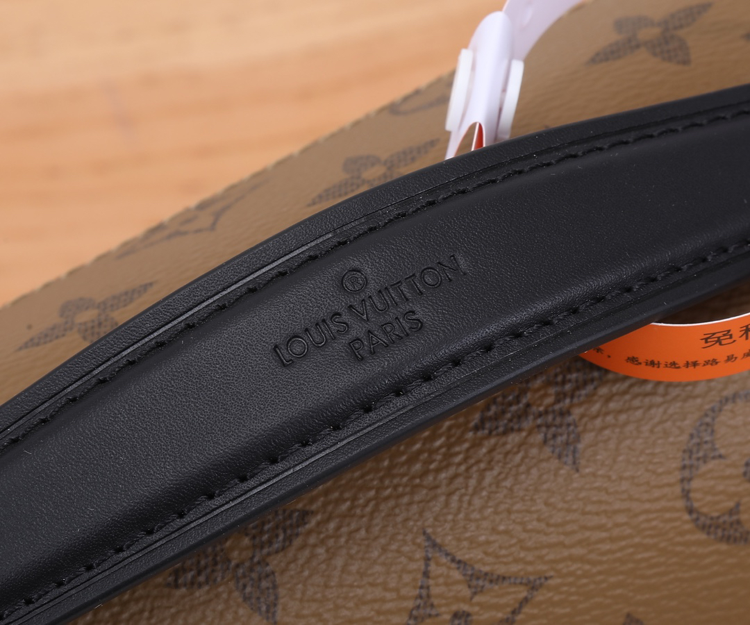 Louis Vuitton Pochette Métis Monogram Reverse Crossbody Bag - Image 5