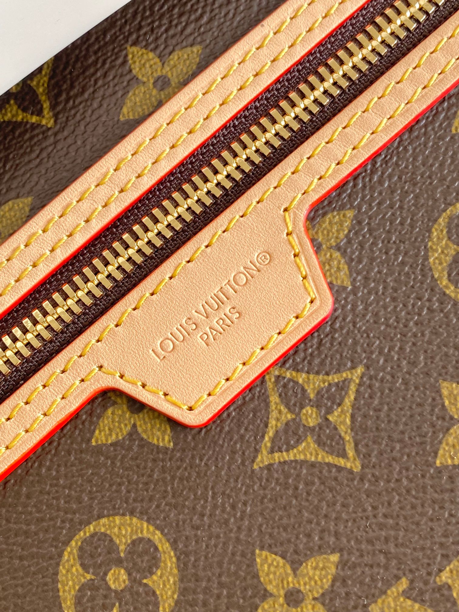 Louis Vuitton Lineup Monogram Tote Bag M27335 - Image 5
