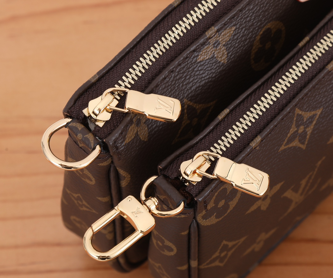 Louis Vuitton Multi Pochette Accessoires Crossbody Bag - Image 5