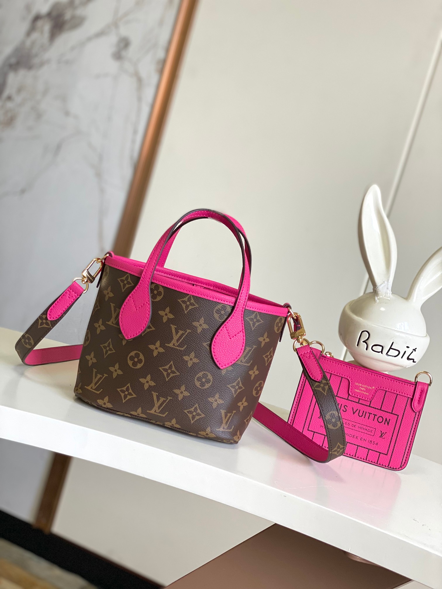 Neverfull BB Tote Bag in Damier Azur Canvas, Rose - Image 5