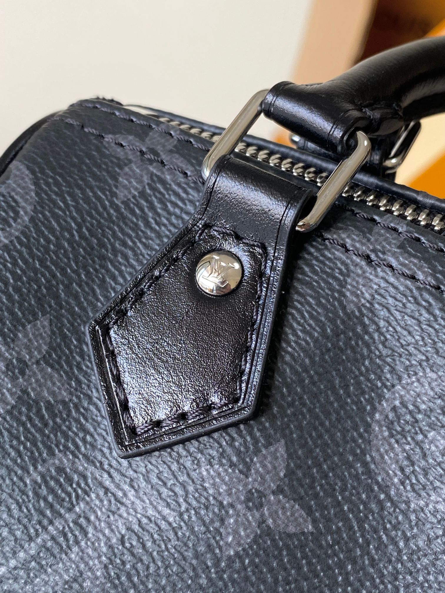 Louis Vuitton Nano Speedy 16 Crossbody Bag - Image 5