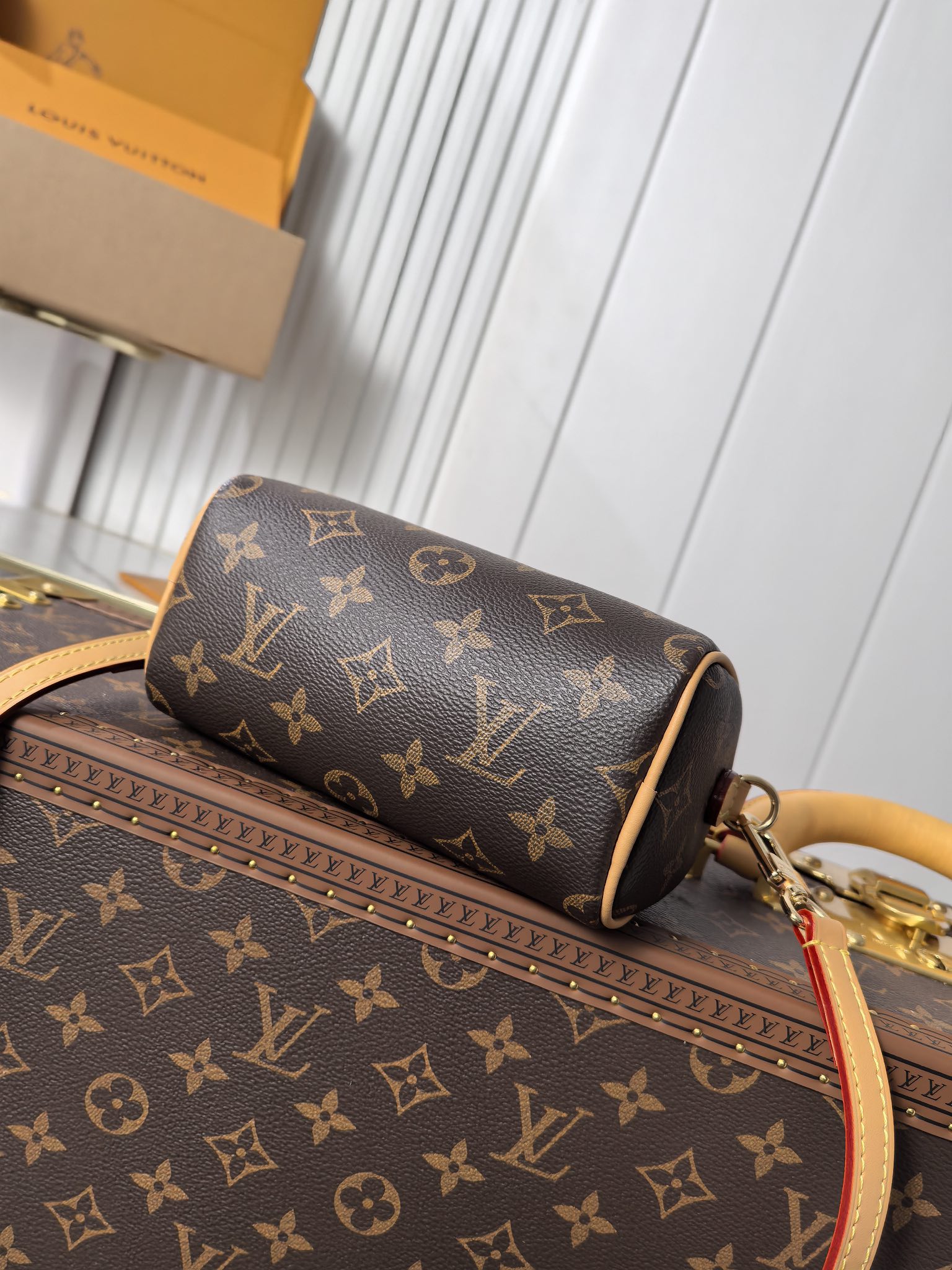 Louis Vuitton Nano Speedy Handbag - Image 5