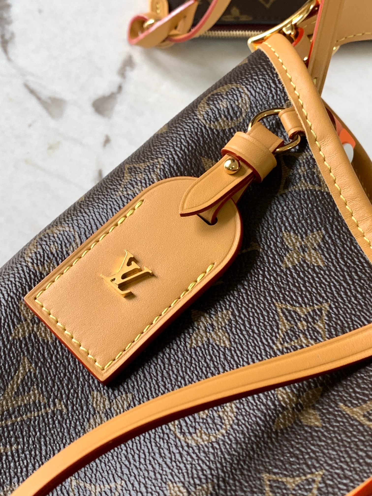Louis Vuitton CarryAll Small Handbag - Image 5