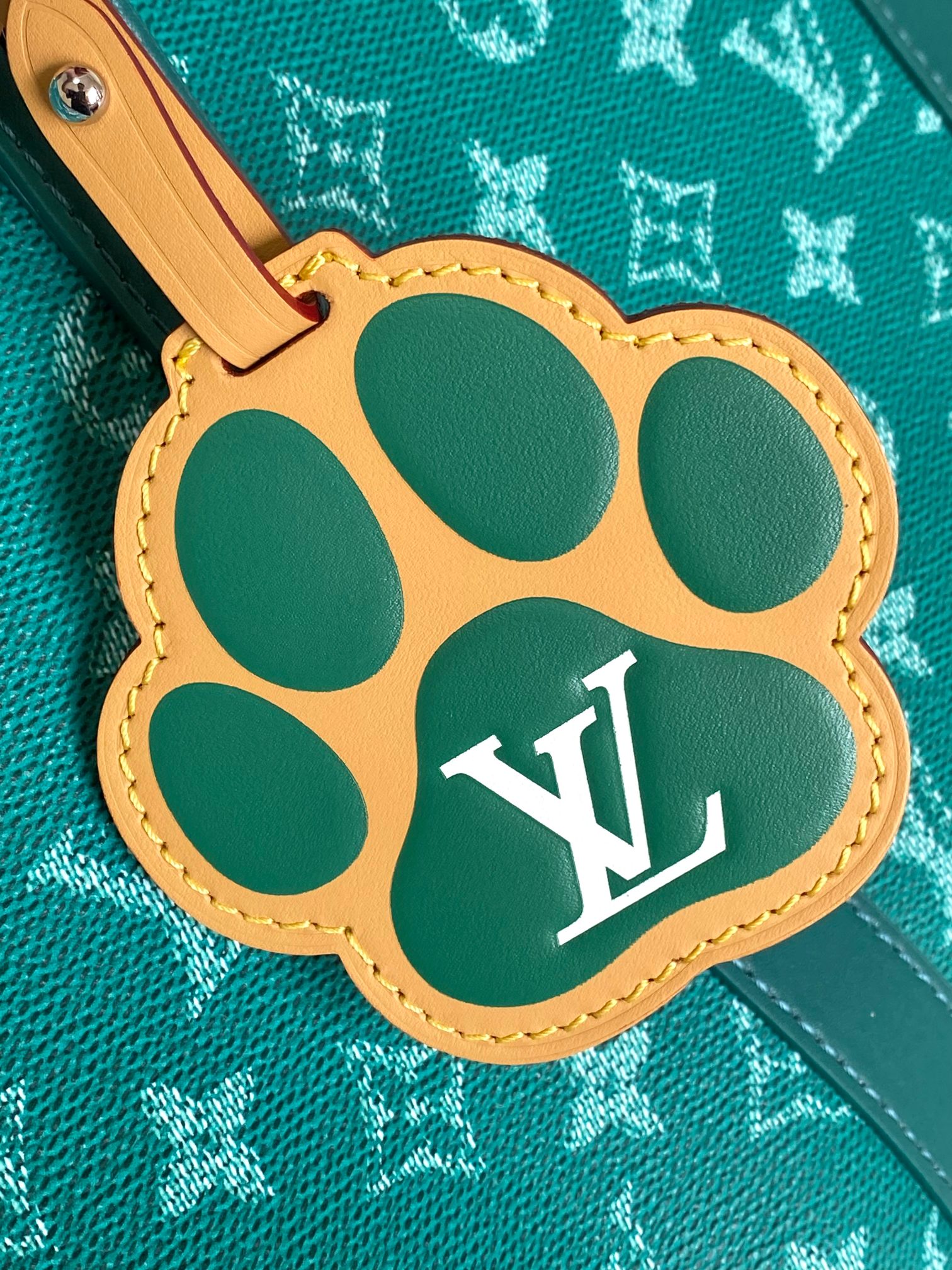 Louis Vuitton Keepall 50 Travel Bag in Green Patterned Cowhide - Image 5