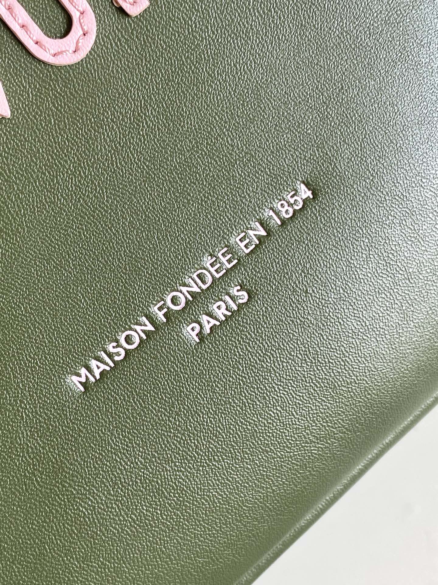 Louis Vuitton Medium Calfskin Handbag - Image 5