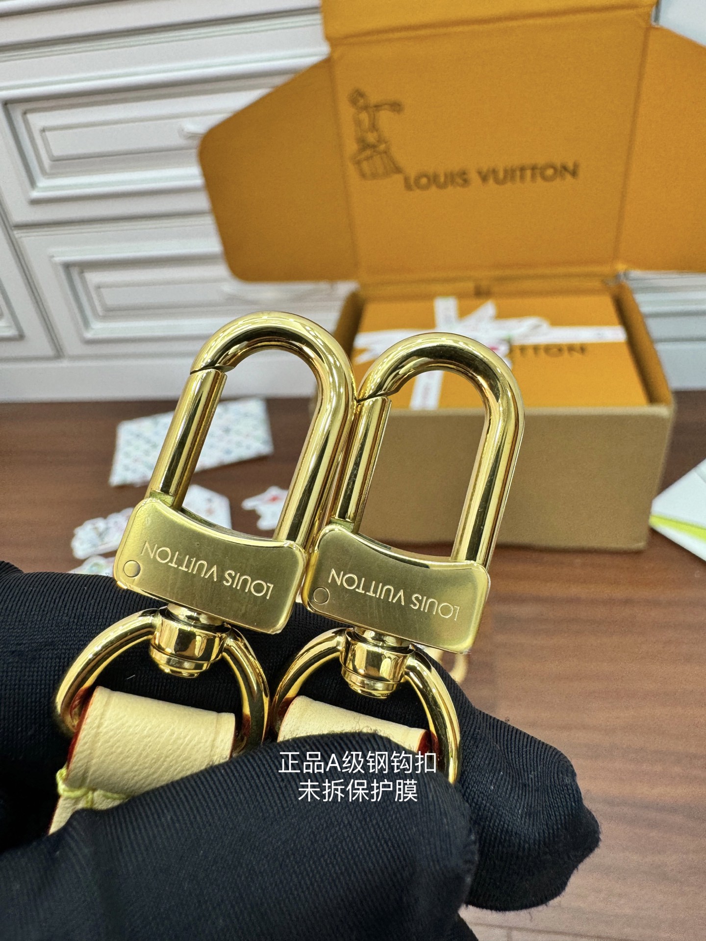 Louis Vuitton x Takashi Murakami Nano Speedy Handbag M13391 - Image 5