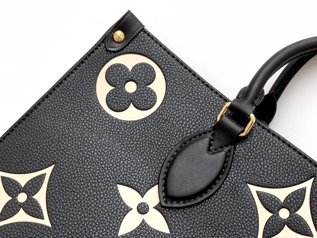 Louis Vuitton OnTheGo MM Tote Bag - Image 5