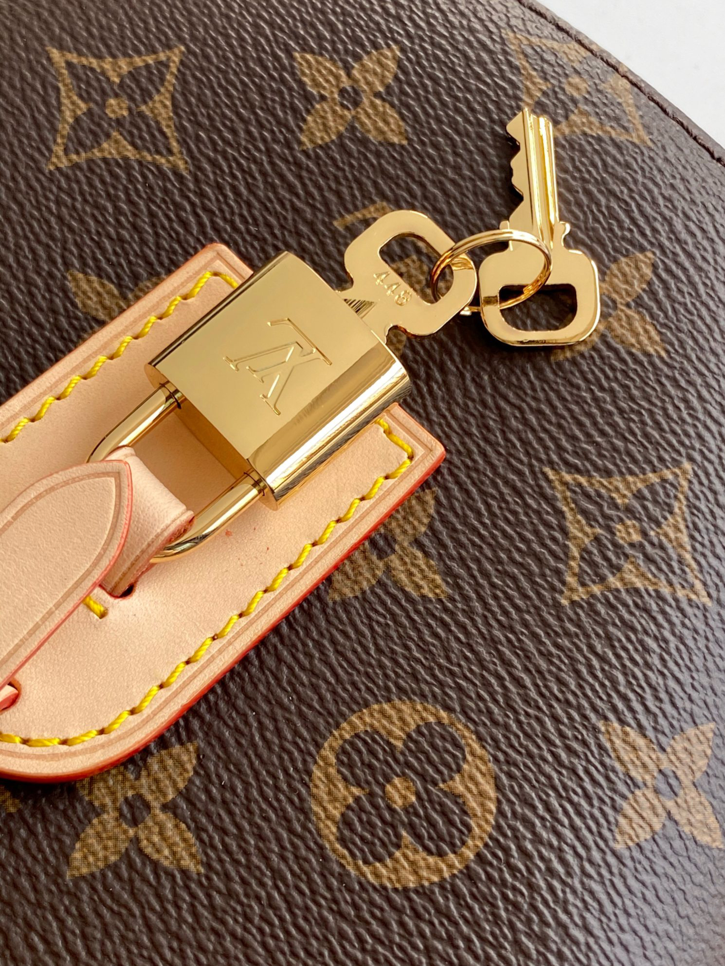 Louis Vuitton Rivage BB Handbag M14680 - Image 5
