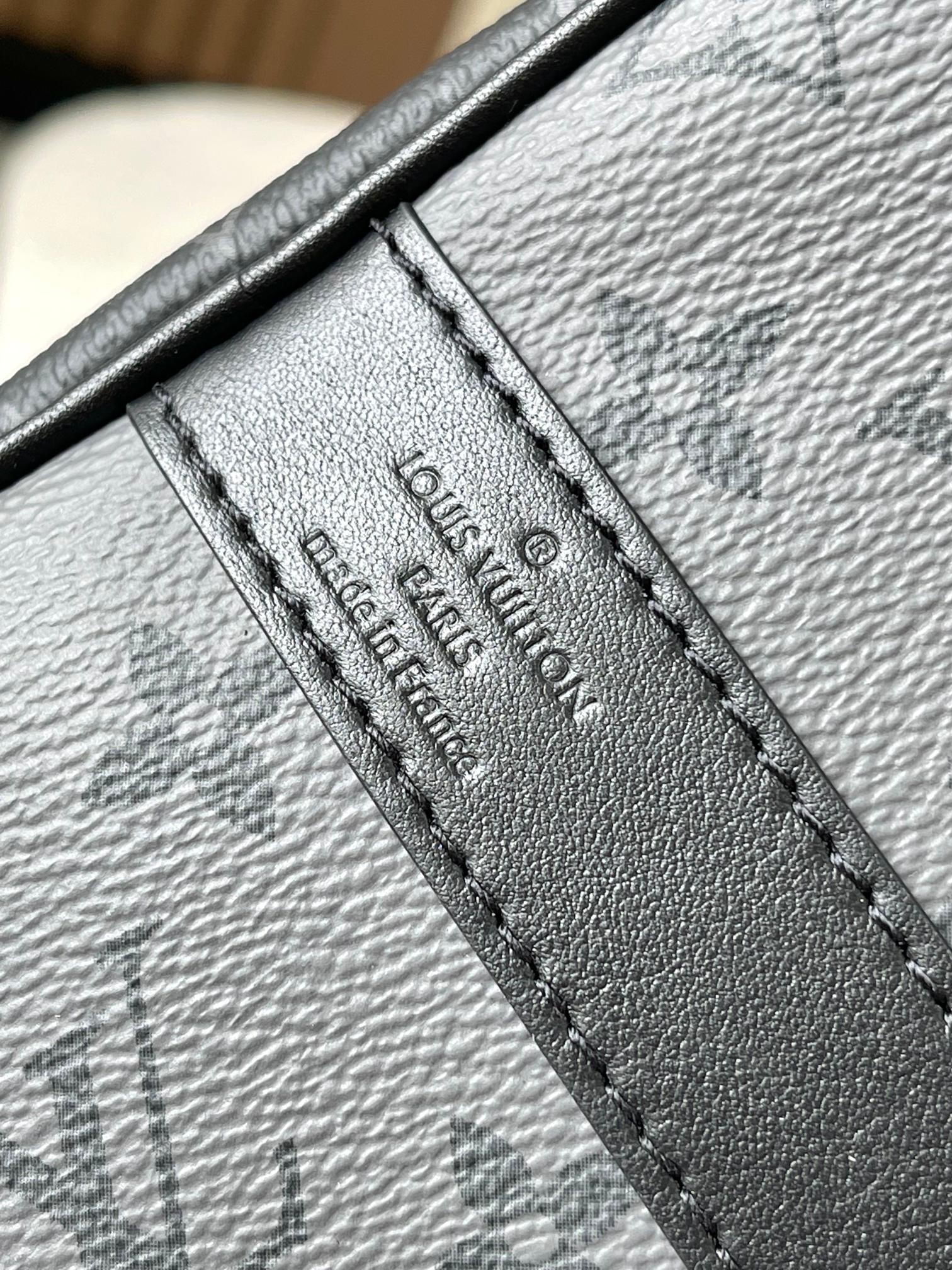 Louis Vuitton Keepall Bandoulière 35 Travel Bag - Image 5