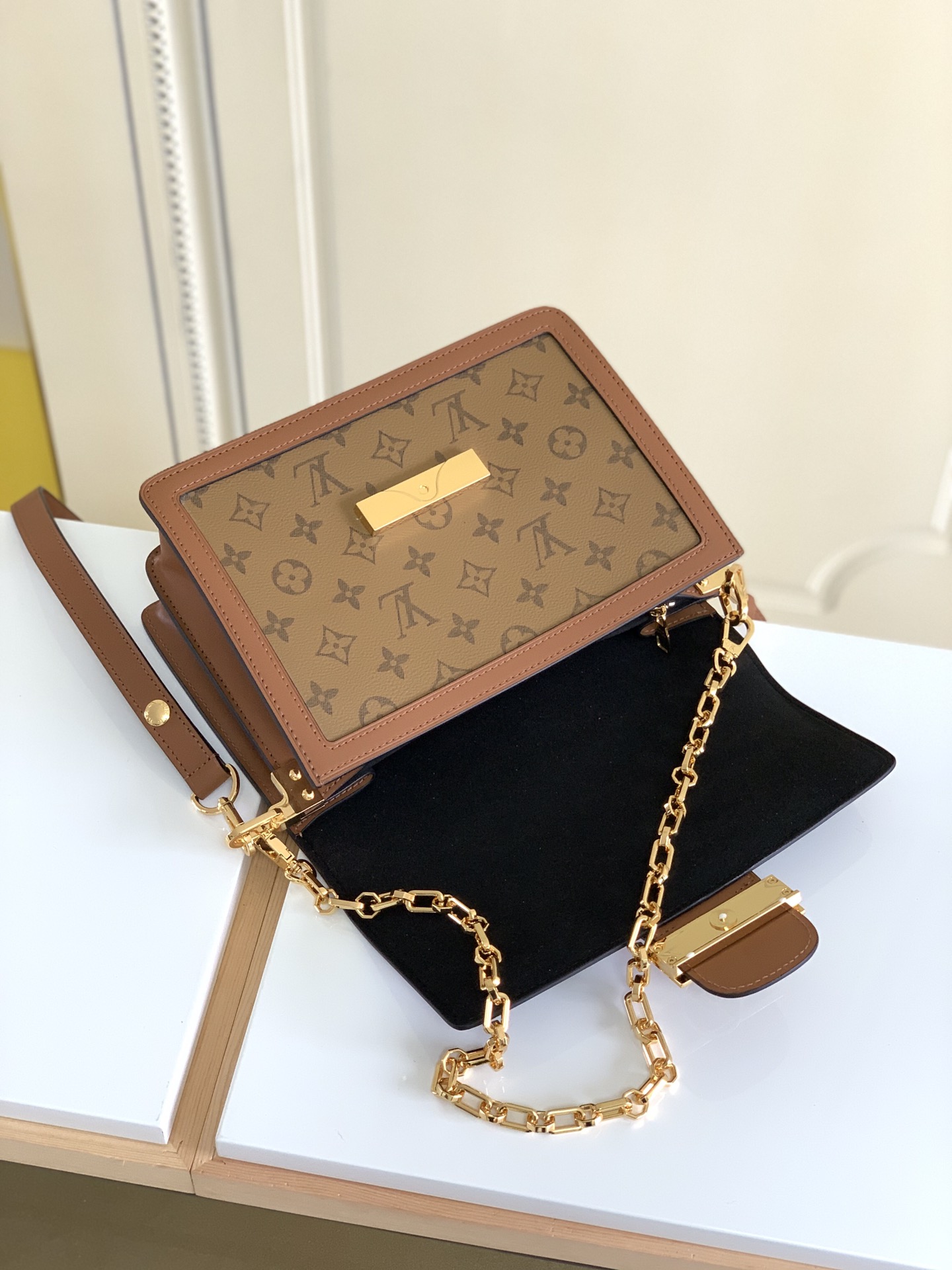Louis Vuitton Dauphine Monogram Reverse Crossbody Bag - Image 5