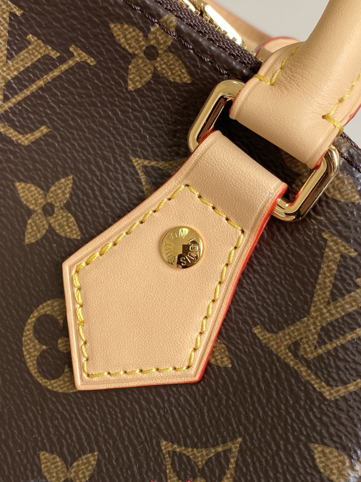 Louis Vuitton M14175 Sedy Bandoulière 20 Handbag - Image 5
